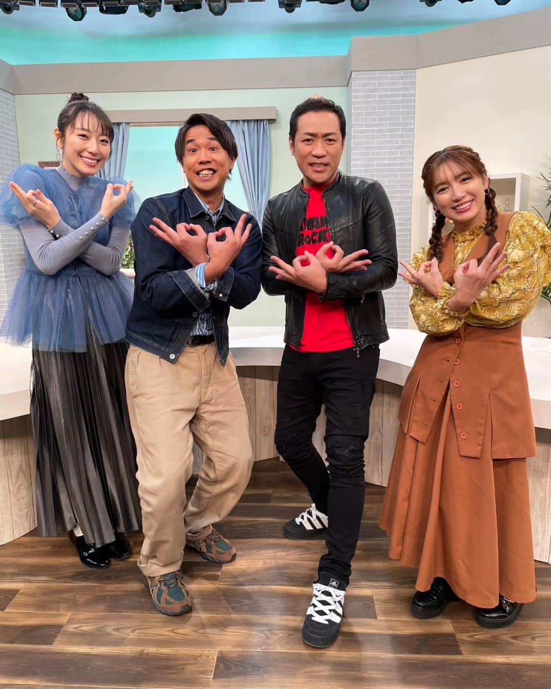 才木玲佳のインスタグラム：「＼📺出演情報🤗／  11/18(土)8:30〜 テレビ埼玉「いまドキッ！埼玉」  今回はなんと！はなわさんがゲストで登場です👏 来週公開の映画「翔んで埼玉〜琵琶湖より愛をこめて〜」の出演秘話や主題歌の披露も✨  さらに！感謝祭Weekということで豪華賞品が当たるチャンスも💓 これは見逃せないね！！！！！」
