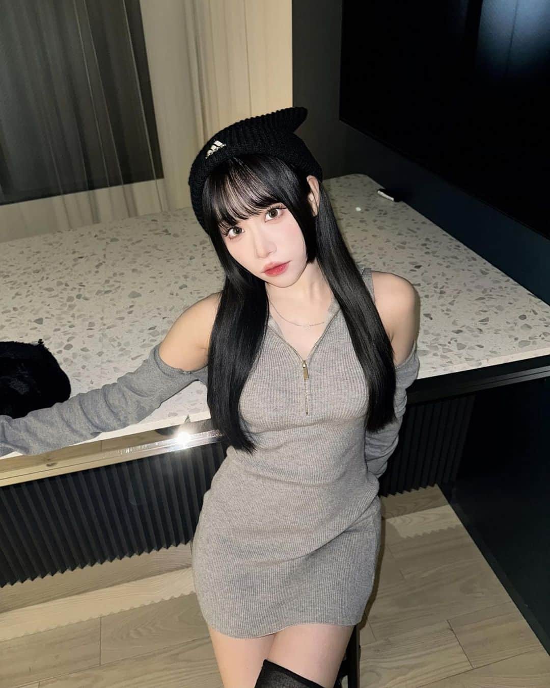ののこのインスタグラム：「にゃん🐈‍⬛」