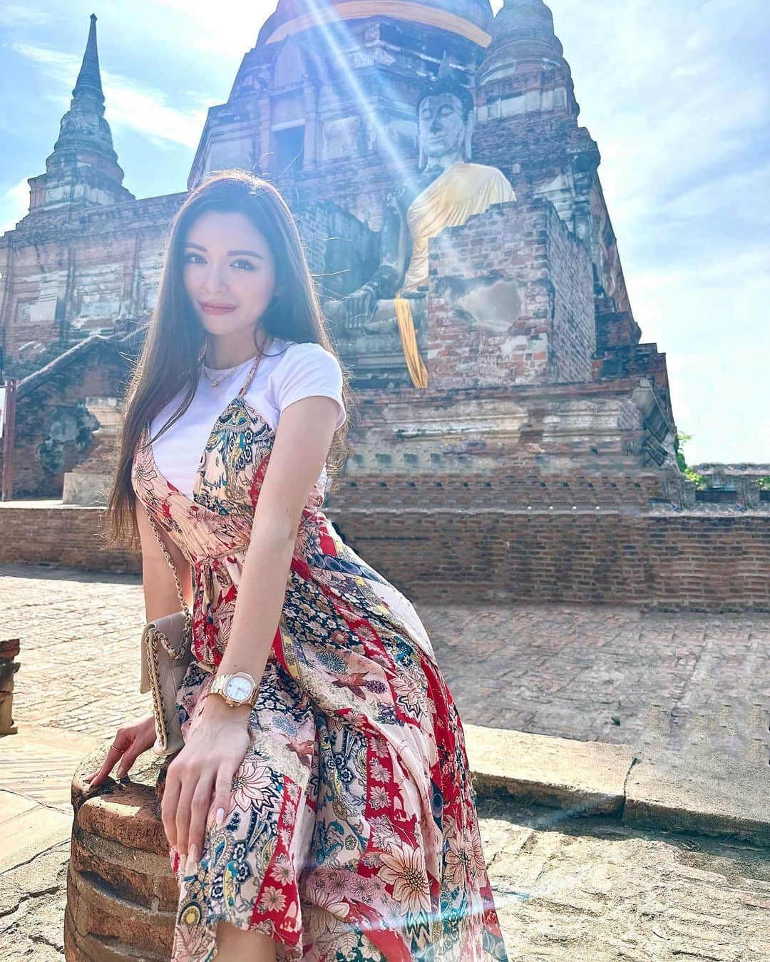 AMI（アミ）のインスタグラム：「Ayutthaya ❤️  アユタヤに行っていろんな遺跡見てきたょ😌✨  #アユタヤ #アユタヤ遺跡 #アユタヤ観光 #タイ旅行 #バンコク #halfjapanese #ayutthaya #ayutthayatrip #bangkok #bangkokthailand」