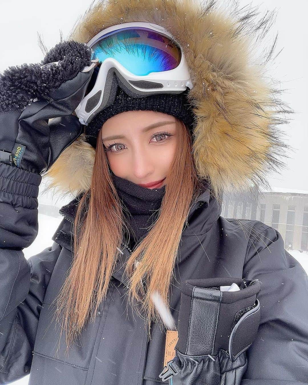 MIWAのインスタグラム：「もうすぐでこの時期ですね🏂❄️ ㅤㅤㅤㅤㅤㅤㅤㅤㅤㅤㅤㅤㅤ ㅤㅤㅤㅤㅤㅤㅤㅤㅤㅤㅤㅤㅤ 載せてなかった2年前の写真🤳  ㅤㅤㅤㅤㅤㅤㅤㅤㅤㅤㅤㅤㅤ #スノボ#snowboard」