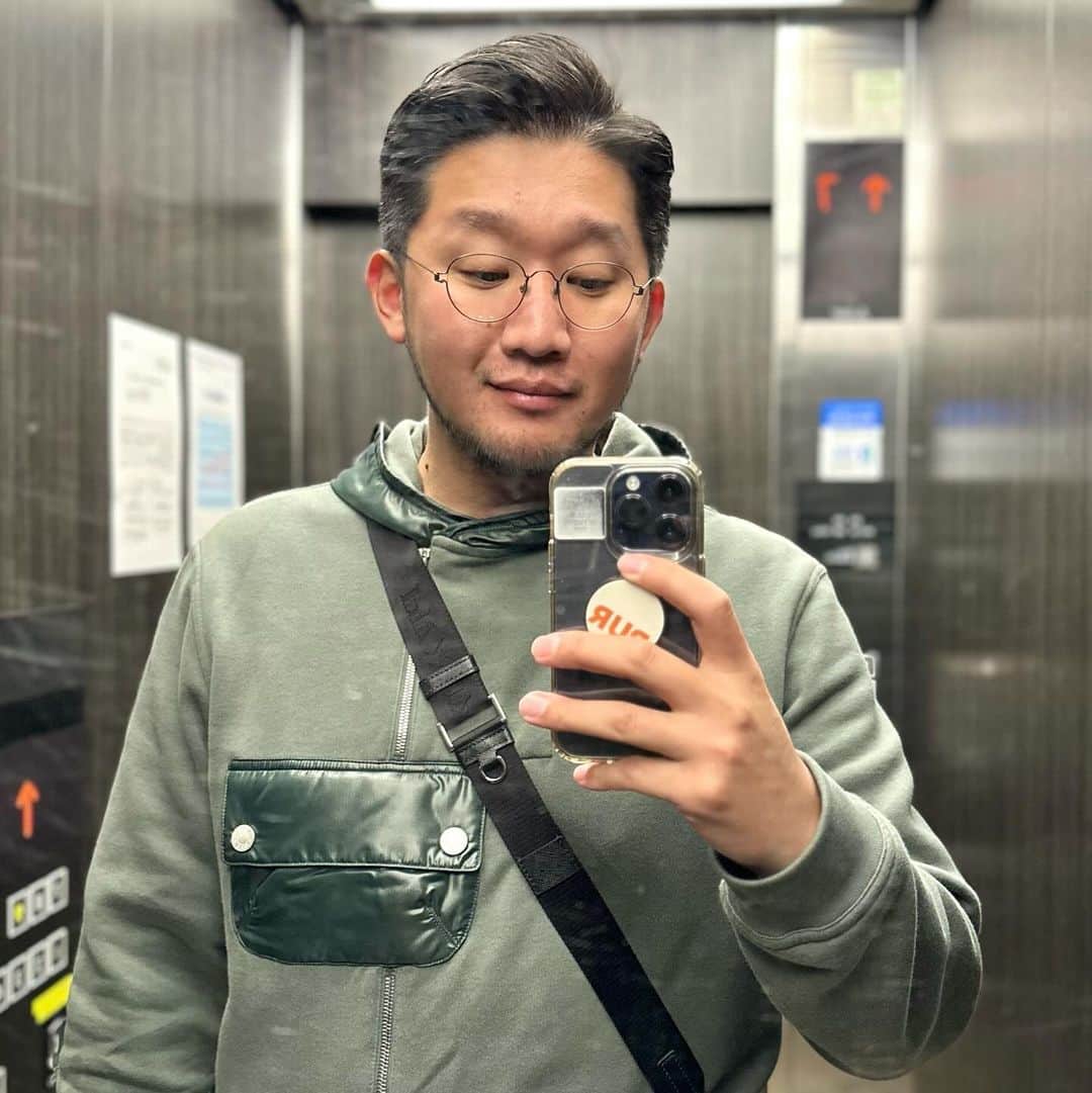 パク・ヨンインのインスタグラム：「이러다 정말 @beurrebeurre.kr 오픈 소식만 올리게 될 것 같아 올려보는 요즘 근황. 모두 잘 지내고 계시죠!?」