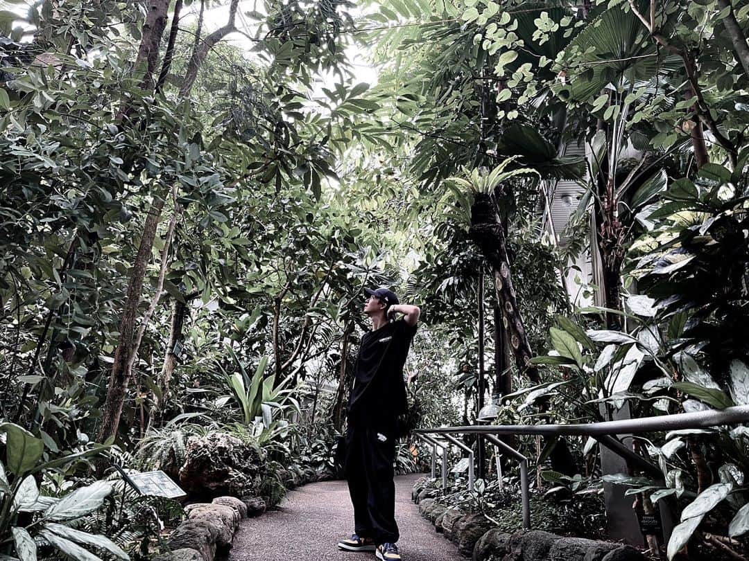 小越勇輝のインスタグラム：「🌱🌱🌱」