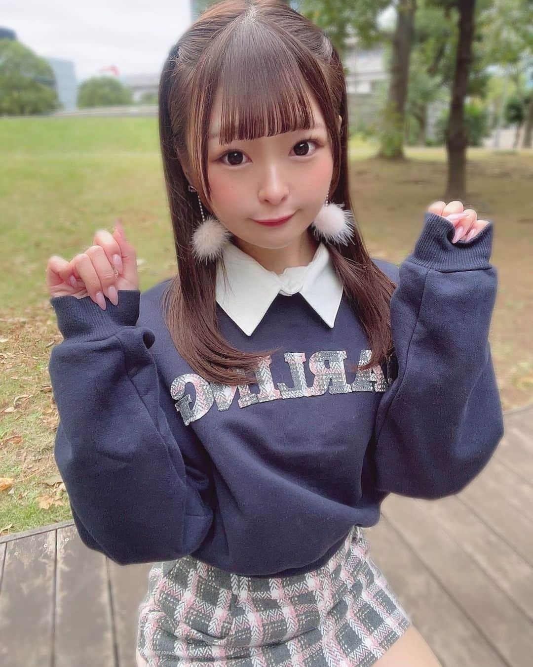 木更かのんのインスタグラム：「耳にふわふわつけました！♡」