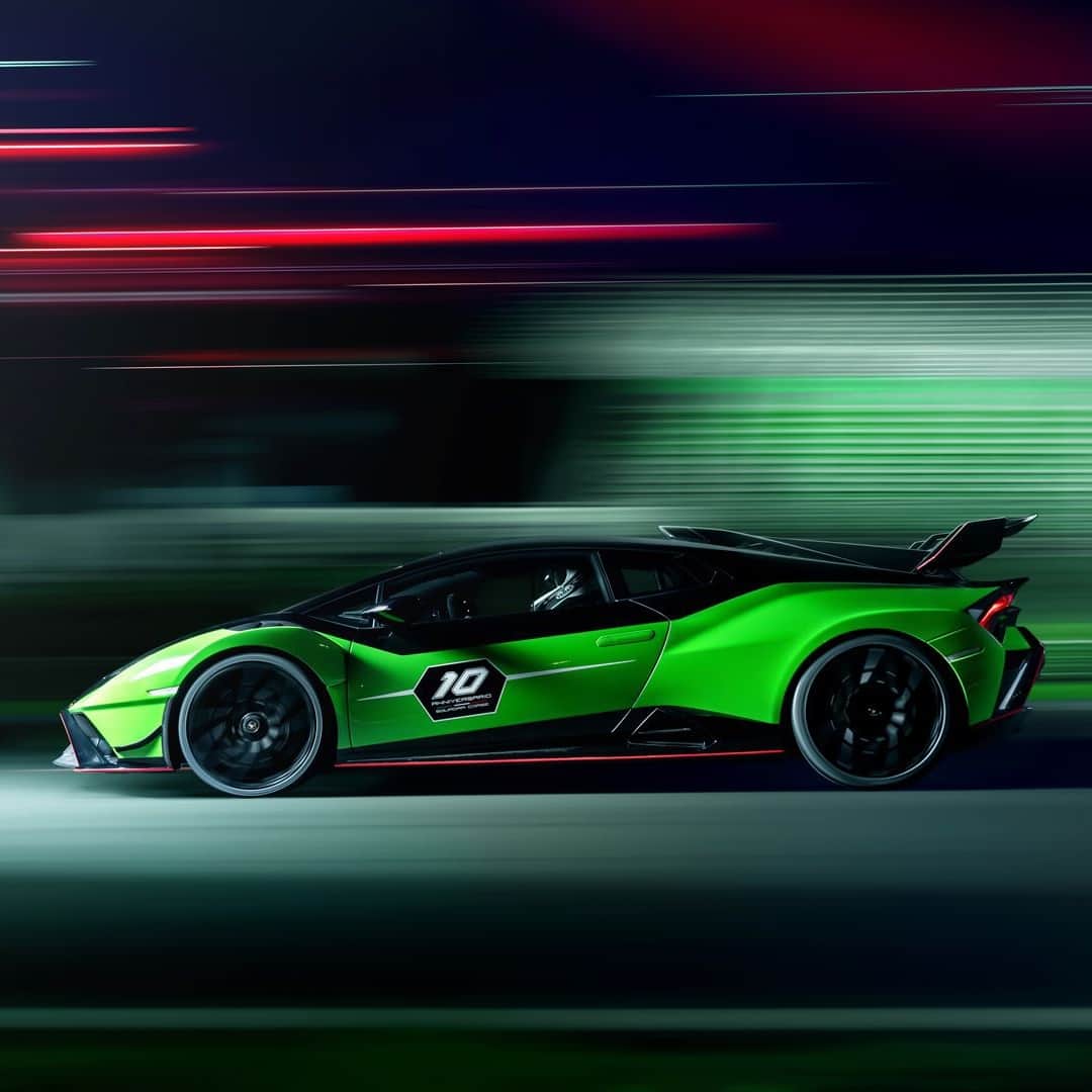 HYPEBEASTさんのインスタグラム写真 - (HYPEBEASTInstagram)「@hypedrive: @lamborghini has unveiled the Huracán STO SC 10° Anniversario. The car, is by simplest definition, an updated Hurcán with a performance package, including new legacy-inspired livery as well as updated shocks, aerodynamics and exhaust. ⁠ ⁠ The car’s livery takes inspiration from the Lamborghini SC63, the brand’s upcoming hybrid prototype for the Hypercar/GTP class, and features a dynamic combination of Verde Mantis green and Nero Noctis black. A key feature of the vehicle is also its full carbon fibre package, which includes a Rosso Mars red stripe that adds to its sporty aesthetics.⁠ ⁠ At the interior, it becomes clear that the car is designed for the track as sports seats are upholstered in Nero Ade black Alcantara with Verde Fauns green stitching, equipped with four-point seat belts. An aluminium roll bar is also present, ensuring safety while the carbon fibre floor covering and a carbon fibre plaque on the rear firewall highlight the car’s exclusivity.⁠ ⁠ Swipe through to get a closer look and head to the link in bio for more on the Huracán STO SC 10° Anniversario.⁠ Photo: Lamborghini ⁠」11月17日 21時15分 - hypebeast