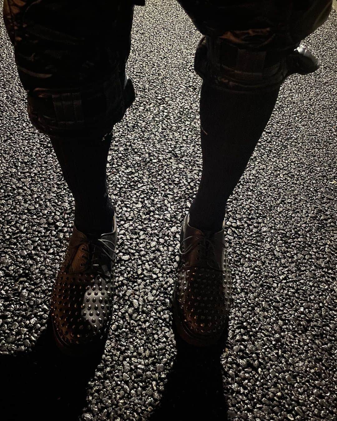 北原徹さんのインスタグラム写真 - (北原徹Instagram)「ハイソックスなぼく😅 もうすぐ還暦😓  #takahiromiyashitathesoloist @takahiromiyashitathesoloist #footthecoacher @foot_the_coacher_official」11月17日 21時09分 - torukitahara