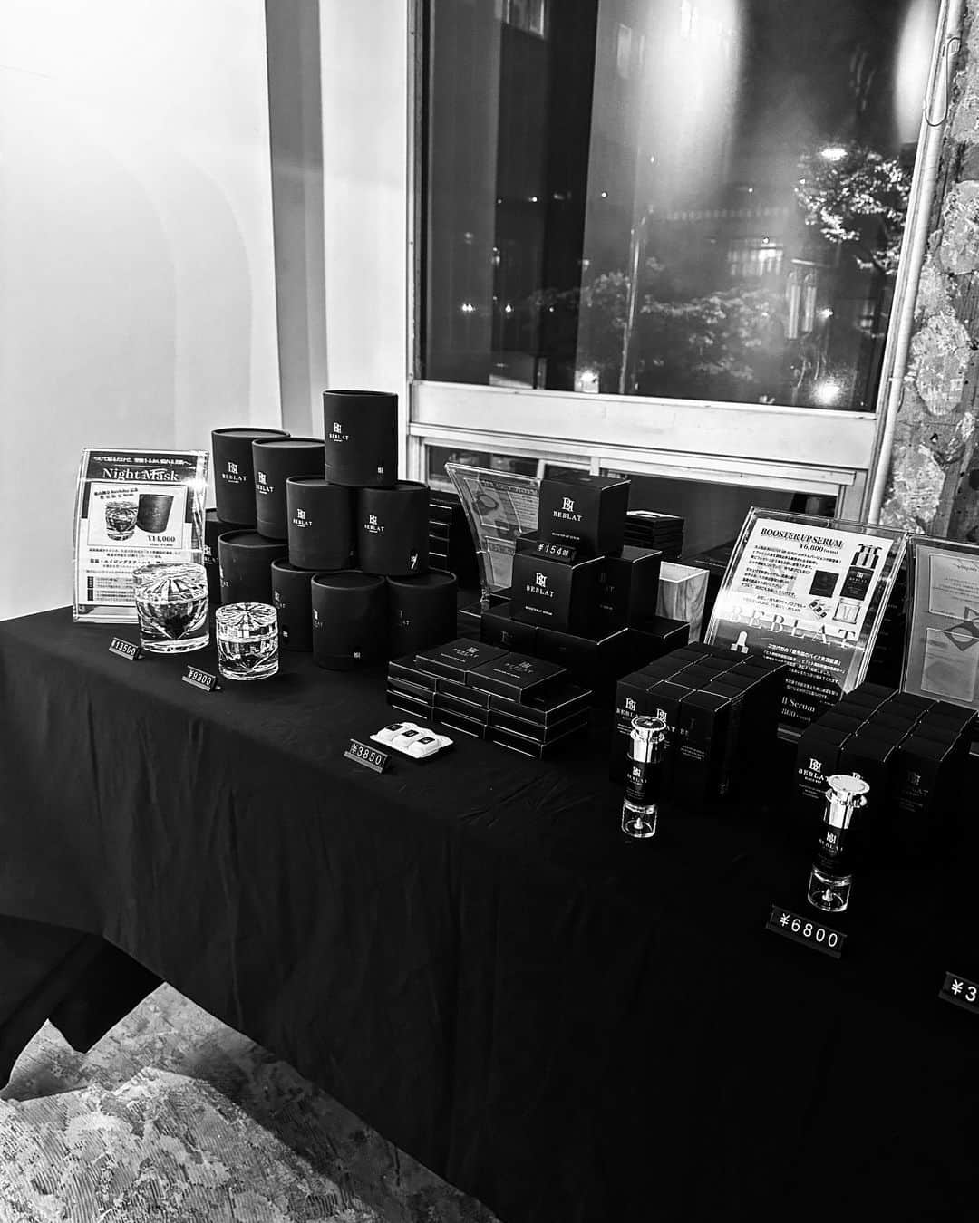 のインスタグラム：「明日から福岡でイベント🖤  みんなに会えるの超楽しみにしてます‼︎ 詳細はストーリーをCheck🔥」