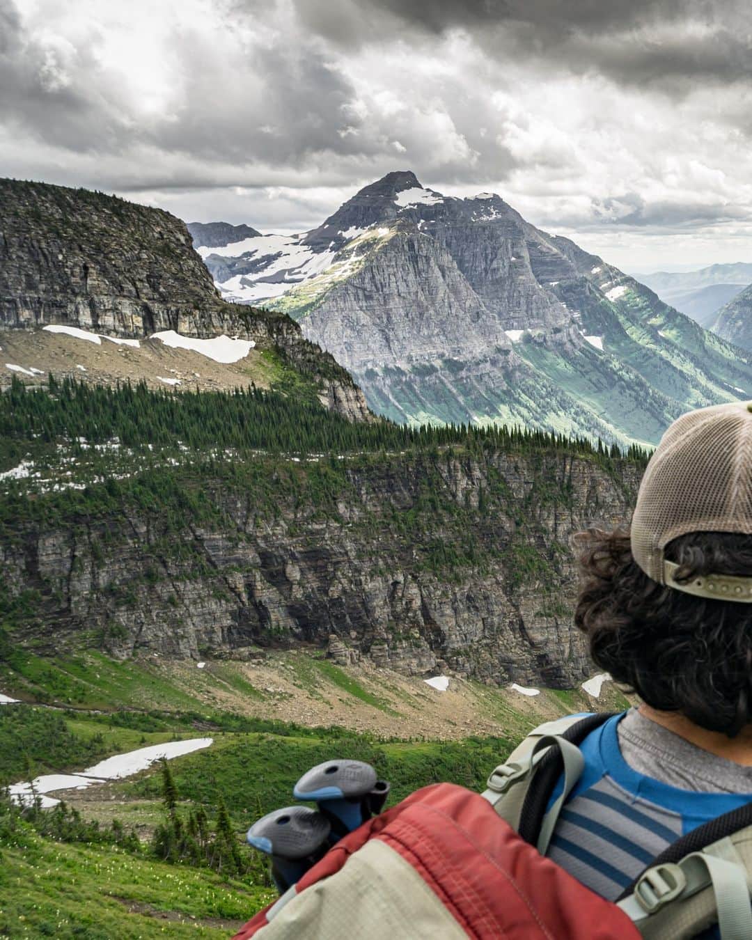 National Geographic Travelさんのインスタグラム写真 - (National Geographic TravelInstagram)「Photo by Kris Graves @krisgraves | On this National Take a Hike Day, I'm reminiscing about the awe-inspiring journey my friend David guided me through in Glacier National Park. As we trekked through its breathtaking landscapes, I was reminded of the boundless beauty that exists beyond our everyday lives. It's a call to all to step outside, embrace the fresh air, and immerse ourselves in the wonders of the natural world. So, let's lace up our hiking boots, get out there, and see something new, for the great outdoors has endless adventures waiting for us to discover. #NationalTakeAHikeDay #TakeAHikeDay   To see more of my work, please visit @krisgraves」11月18日 7時00分 - natgeotravel