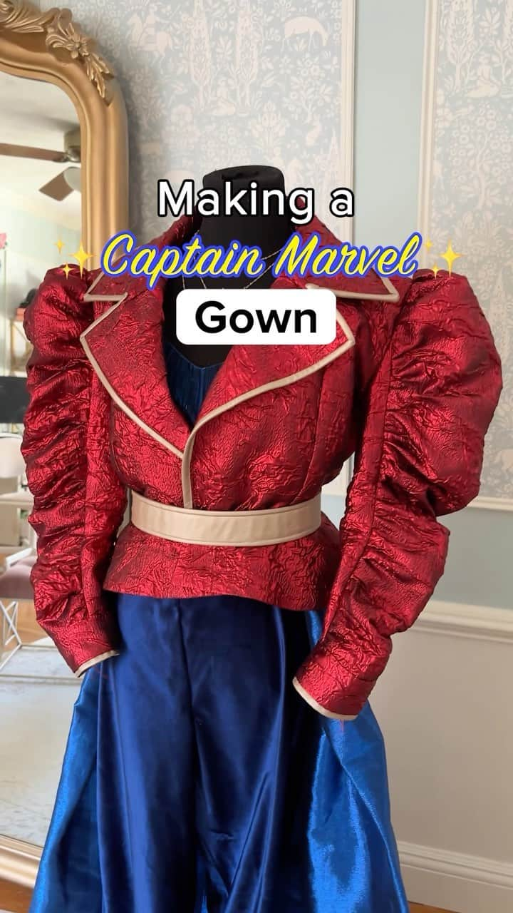 Marvel Entertainmentのインスタグラム：「Prodigal child of the Milky Way takes the runway. 🌟 Get a look at cosplayer @cowbuttcrunchies’ making of their Captain Marvel-inspired runway gown!」