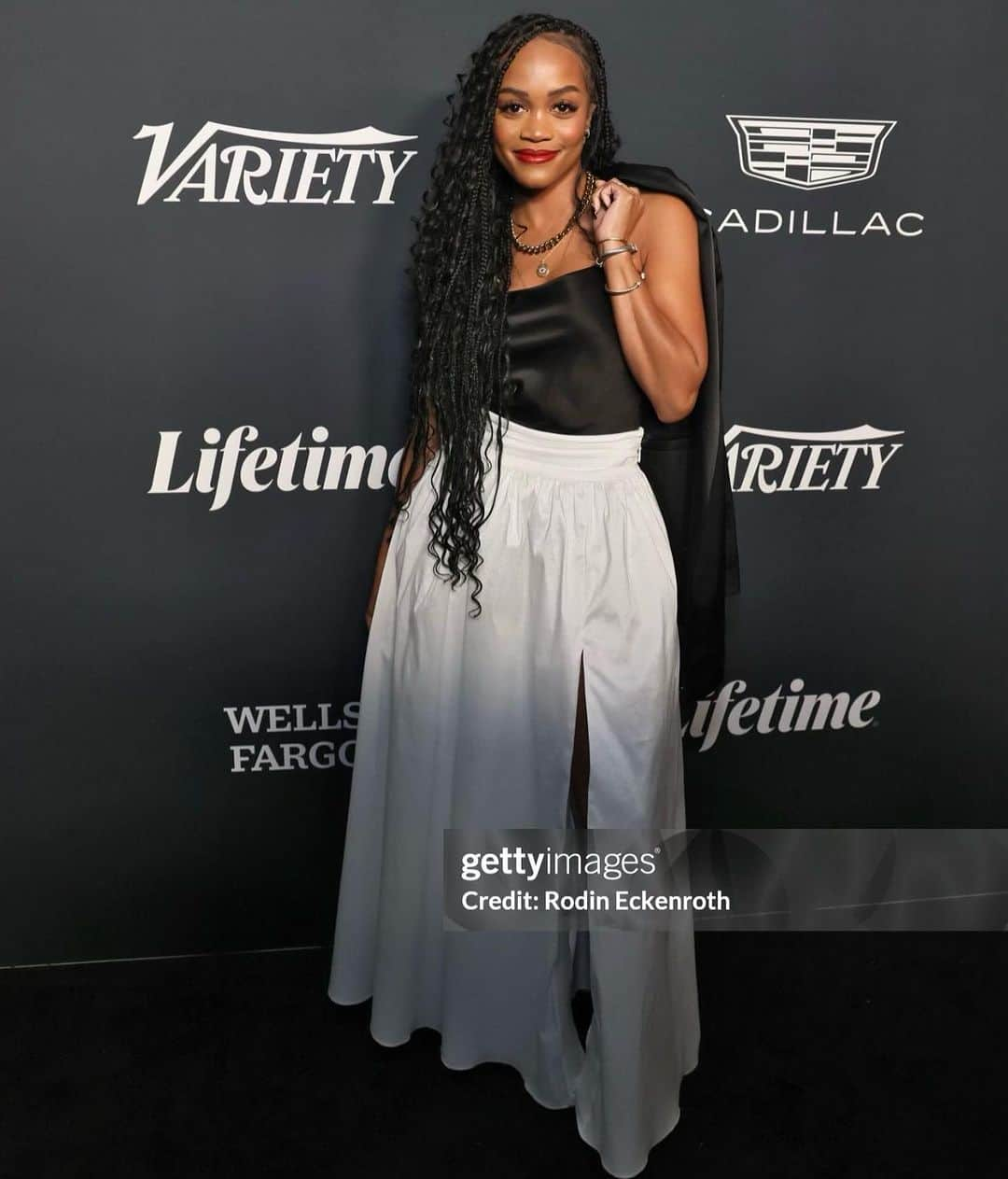 レイチェル・リンゼイのインスタグラム：「Grateful for an inspiring evening at the @Variety Power of Women event, where the incredible strength of women was on full display.   I am inspired by the impactful work and generosity of these incredible ladies, and motivated to continue to do more for my community– because there's always room to contribute and make a difference.   That’s the #PowerOfWomen 💪🏾  Thank you to @lifetimetv and @variety for an unforgettable night.」