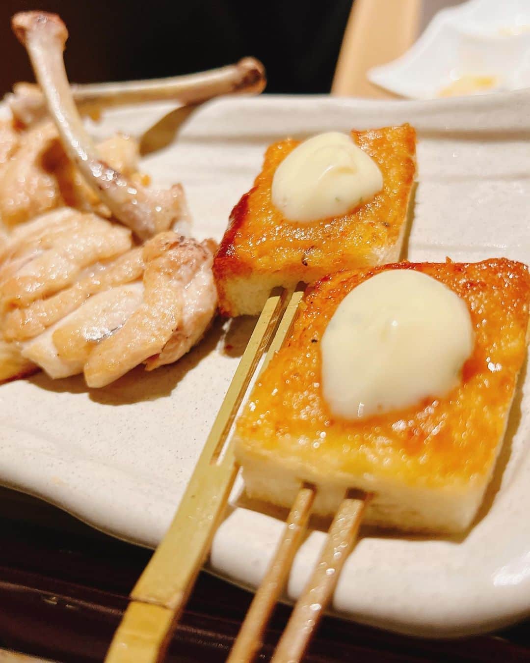 渡辺美奈代さんのインスタグラム写真 - (渡辺美奈代Instagram)「大阪で夜ごはん 美味しくて食べすぎました〜  #大阪グルメ  #鉄板神社 #大阪  #お店にサインさせて頂きました！ #おいしいもの」11月17日 23時11分 - watanabe_minayo
