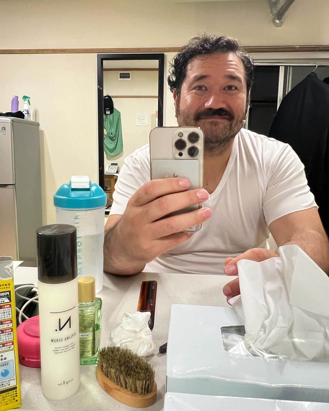 のインスタグラム：「今日もルパン2公演 終わりました😊 何だか盛り上がっておりますね〜 この調子でルパン街道を駆け抜けて行こう 座長のこんな写真もなんかあったよね😊😊 #ルパン #帝国劇場」