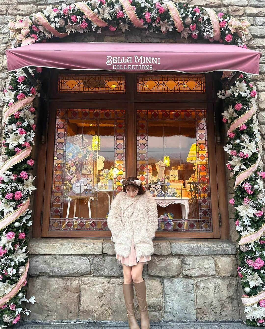 三上悠亜さんのインスタグラム写真 - (三上悠亜Instagram)「🕯️🤍  #disneysea  #christmas」11月17日 23時21分 - yua_mikami