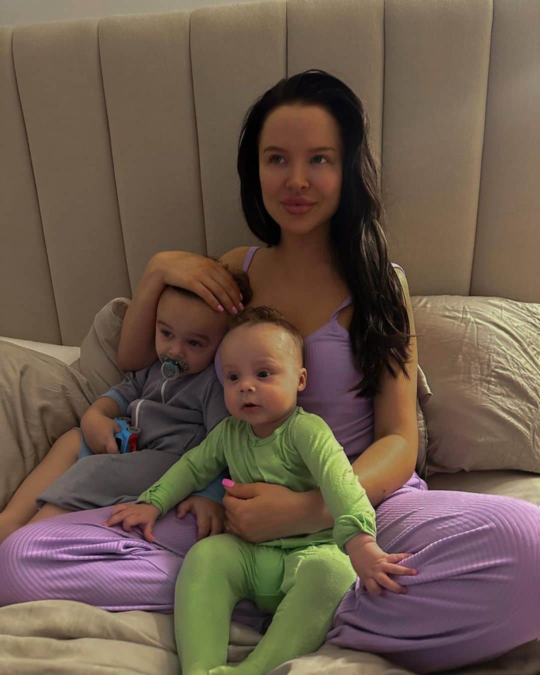 Mara Teigenのインスタグラム：「Lucky girl 🩵 The video of Iverson saying “brother” will melt your heart 🥺🥺」