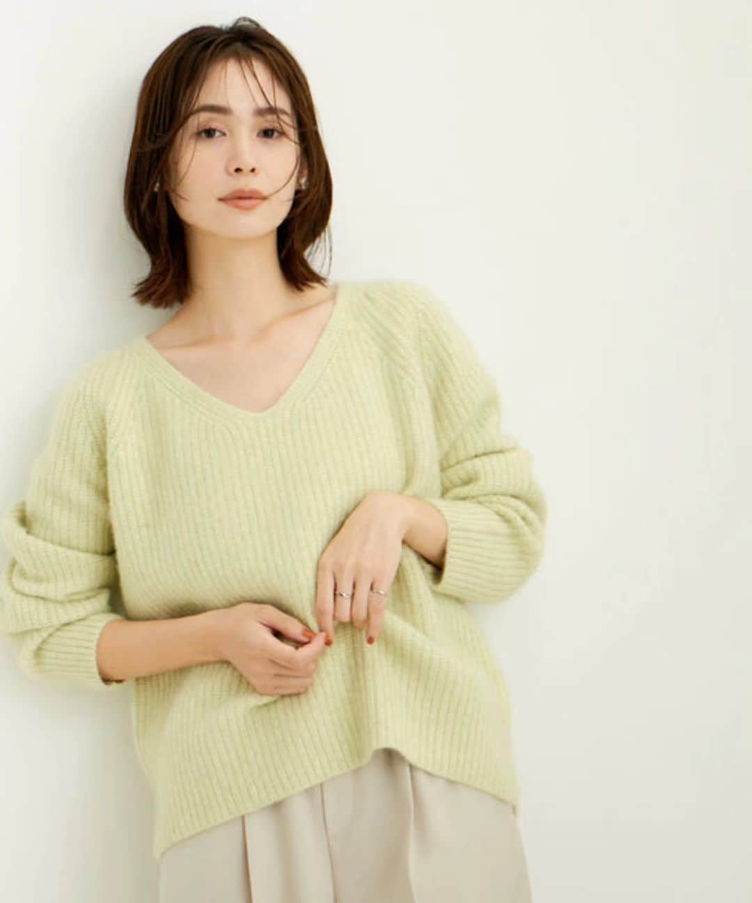福田メイコのインスタグラム：「le cercle par rope☃️ @jungroupofficial @jadorejunonline 明日もニット着てあったかくね🧶」