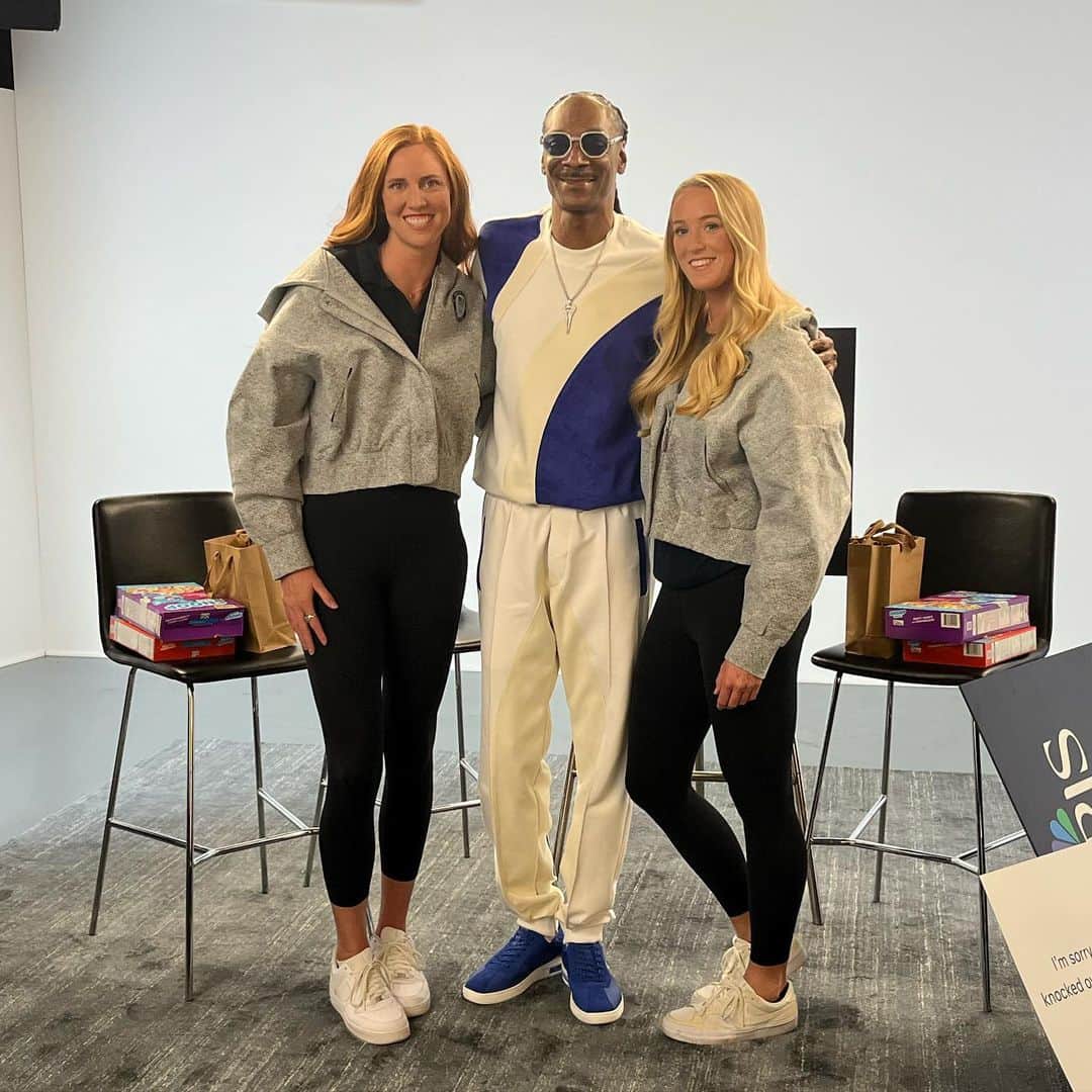 USA Volleyballのインスタグラム：「Introducing the newest member of our team….Assistant Coach Snoop!! @snoopdogg」