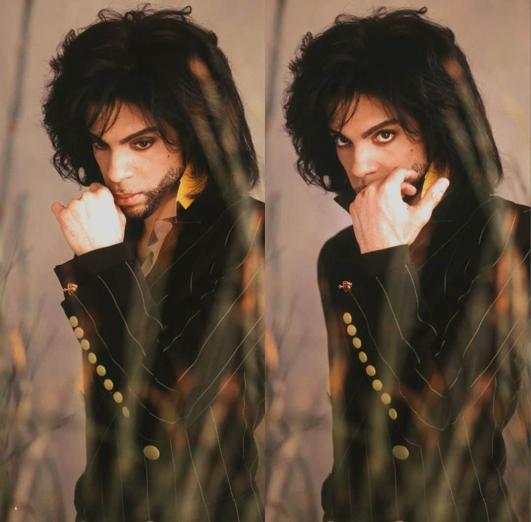 プリンスさんのインスタグラム写真 - (プリンスInstagram)「Prince photographed by longtime collaborator @randeestnicholas in 1991 during the Diamonds And Pearls era.   More exclusive photo spreads and first drafts of songs on the album can be found in the Diamonds And Pearls Super Deluxe Edition book that comes with the box set, available now for purchase at the link in bio!」11月18日 1時01分 - prince