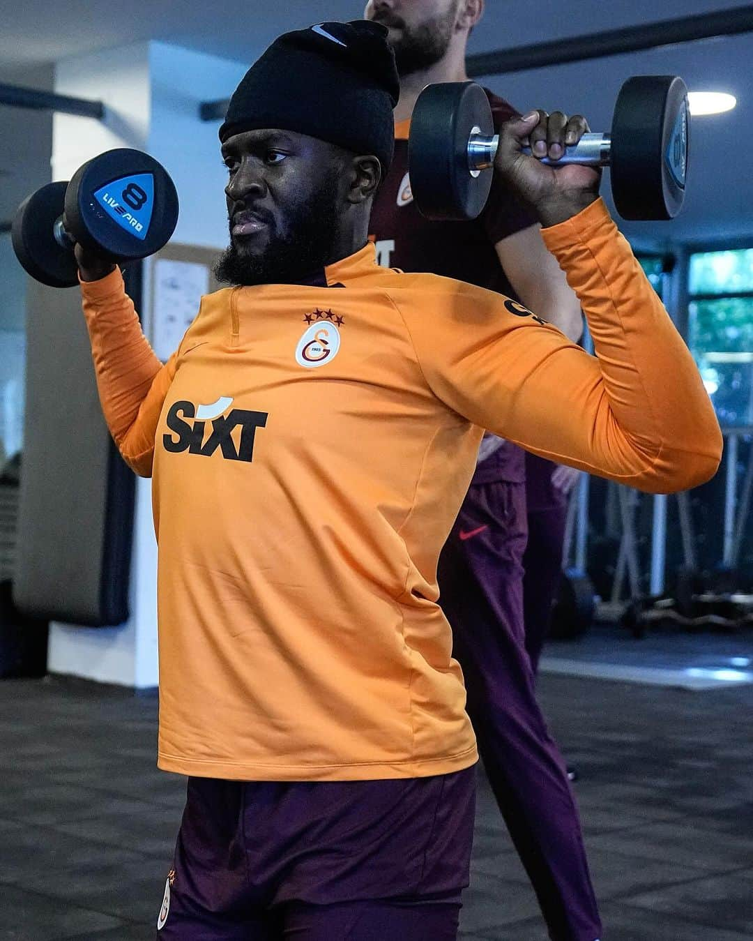 ガラタサライSKさんのインスタグラム写真 - (ガラタサライSKInstagram)「🏋🏻」11月18日 1時10分 - galatasaray