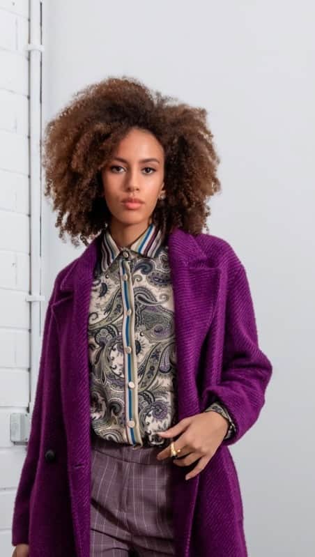 のインスタグラム：「Three outfits for three days. Colori che strizzano all’occhio la bellezza e l’eleganza della collezione FW23/24. Scoprila nelle boutique:  Via Del Tritone, 92 - Roma  Via Cola Di Rienzo, 131 - Roma  Via Nazionale, 234 - Roma  Via Frattina, 34/A - Roma Viale Libia, 17 - Roma Via Salaria, 12/14 - Roma  Piazza Regina Margherita, 23/24 - Roma  Via Luigi Settembrini, 36 - Roma Corso Porta Borsari, 32B - Verona  Head Quarter   Via Montorio Romano, 36 - Roma  #compagniaitaliana #fallwinter #newcollection #fw23 #madeinitaly #fashion #madeforwoman #mood #dress #contemporary #wintermood #chic #elegant #skirt #coat」
