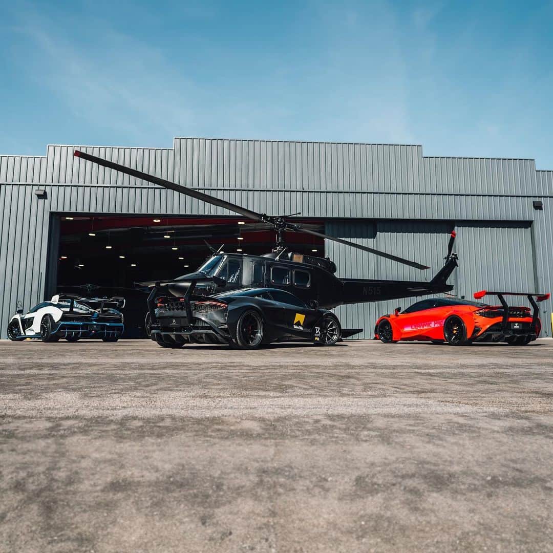CARLiFESTYLEさんのインスタグラム写真 - (CARLiFESTYLEInstagram)「No need to get pinched, you’re not dreaming - this is reality.   A trio of #McLaren’s all equipped with RYFT products ranging from our titanium exhausts, carbon fiber components and forged wheels.  McLaren #765LT and #720S with our newly launched Carbon Fiber Widebody Program from our RYDEFINED Series and McLaren #Senna with @mvforged wheels and our Titanium Exhaust System from our HYPR Series.  -  For Sales Inquiries ➡️ sales@ryft.co  #RYFT #RYDEFINED #RYFTCarbon #RYFTExhaust #RYFTWheels #TitaniumExhaust #SeparateFromTheOrdinary」11月18日 1時31分 - carlifestyle