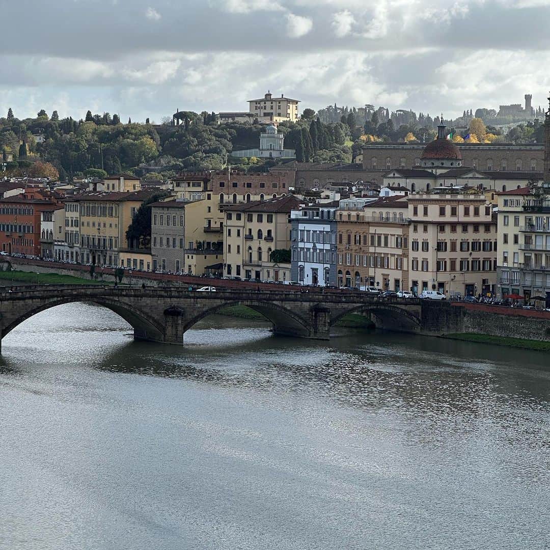 ブリトニー・パーマーさんのインスタグラム写真 - (ブリトニー・パーマーInstagram)「Exploring Florence 🇮🇹 ☕️」11月18日 1時58分 - brittneypalmer