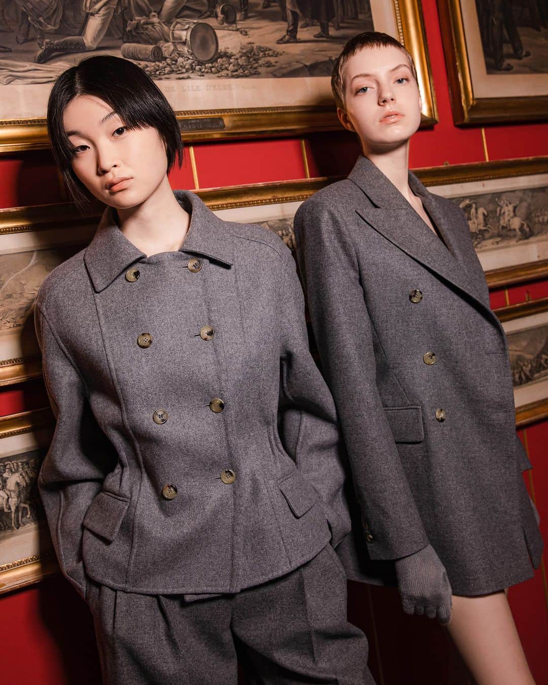 エルマンノシェルヴィーノのインスタグラム：「Seasonal suiting.   #ErmannoScervino #FW23」