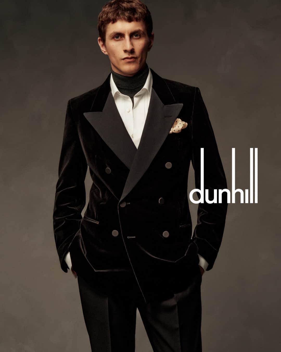 ダンヒルのインスタグラム：「A sophisticated approach to festive dressing that acknowledges the House’s tailoring DNA.  Shaped by modernity and nurtured by classicism, this season’s campaign celebrates the hallmarks of dunhill; style, innovation, and excellence, perfected over 130 years of storied history. Full story and collection available at the link in bio.  Photographed by @luisalbertorodriguezstudio and styled by @tom_guinness  Featuring @henrykitcher  #dunhillAW23」