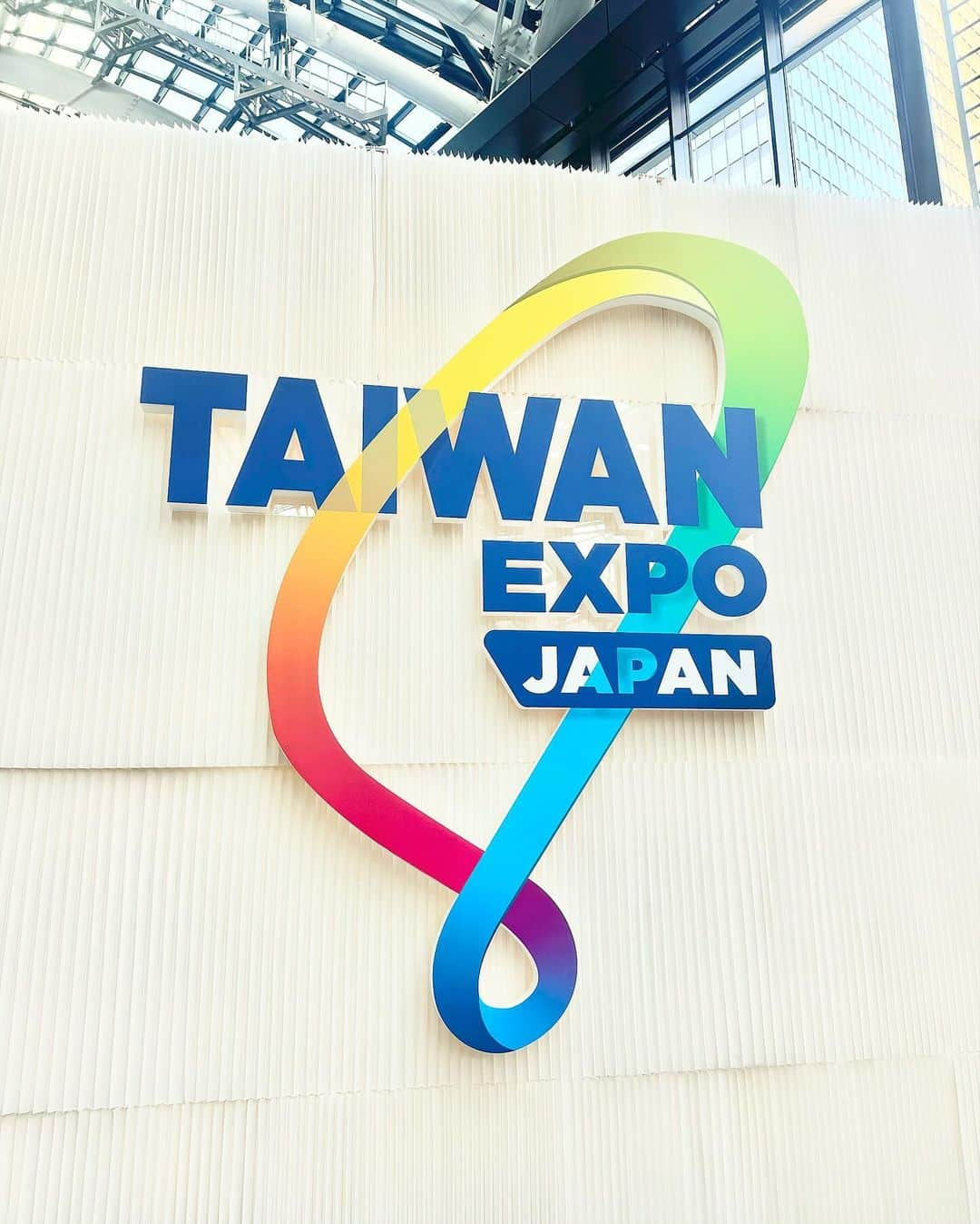 Sarraさんのインスタグラム写真 - (SarraInstagram)「TAIWAN EXPO in JAPAN🇹🇼🇯🇵 台湾の最新テクノロジー、医療分野やVRは流石でした👏✨ 可愛い林襄リンシャンにも逢えて癒されました🥺💓 . . . . #台湾#台湾エキスポ#台湾エキスポin日本#台湾エキスポ2023#台湾美女#台湾観光#台湾グルメ#台湾美食#台湾茶#台湾生活#エキスポ#リンシャン#林襄#日台ハーフ#台湾貿易センター#台灣#台日混血#東京新宿住友ビル#新宿#taiwan#taiwanexpo#taiwanexpo2023#taiwanexpoinjapan#taiwanexpoinjapan2023#mizuki#japan#japanesegirl#shinjuku#taiwangirl#taiwanesegirl」11月18日 2時38分 - sarra31247