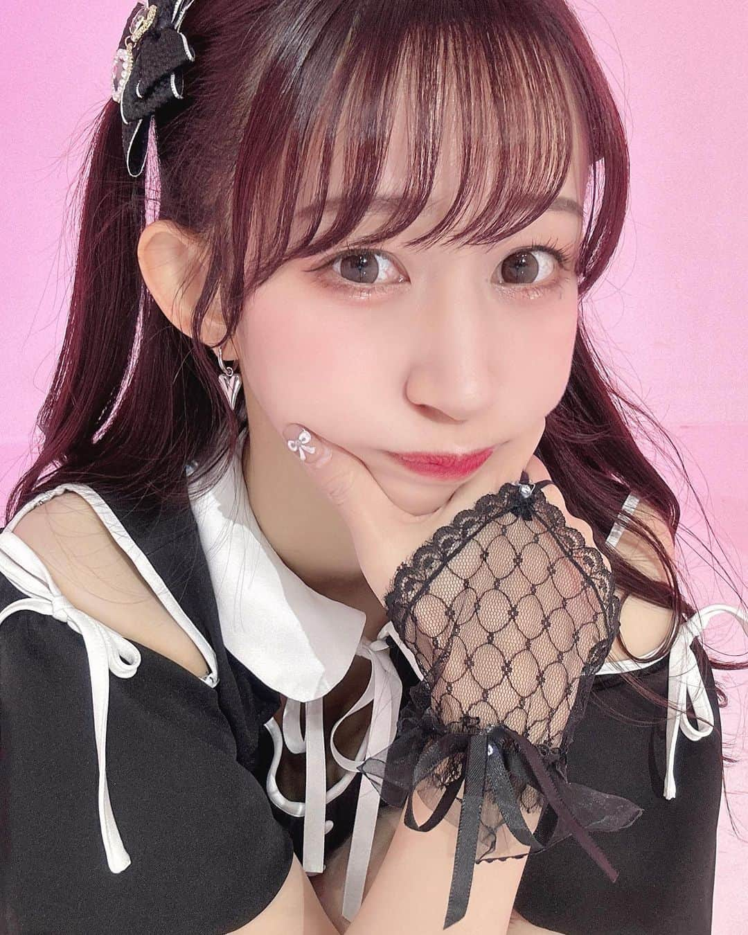 やっこさんのインスタグラム写真 - (やっこInstagram)「🖤🖤🖤 ⁡ ⁡ ⁡ ⁡ 撮影したときの❕ ⁡ ちょっとドール感のある 地雷ちゃんを目指しました…🥹 できてるかな🥹🖤 ⁡ ⁡ ⁡ set up #bubbles  ribbon #rojita  earring #cene  globe #shein socks #dearmylove shoes #??? ⁡ ⁡ ⁡ ⁡ ⁡ #地雷 #地雷系女子 #地雷メイク #バブルス #ロジータ #シーイン #夢展望 #イヤリング #cene #pr #316lサージカルネックレス #セネ #金属アレルギー対応 #モノトーンコーデ #ハーフツイン #リボン #リボンバレッタ #ootd #地雷コーデ #量産コーデ」11月18日 20時00分 - yakko928