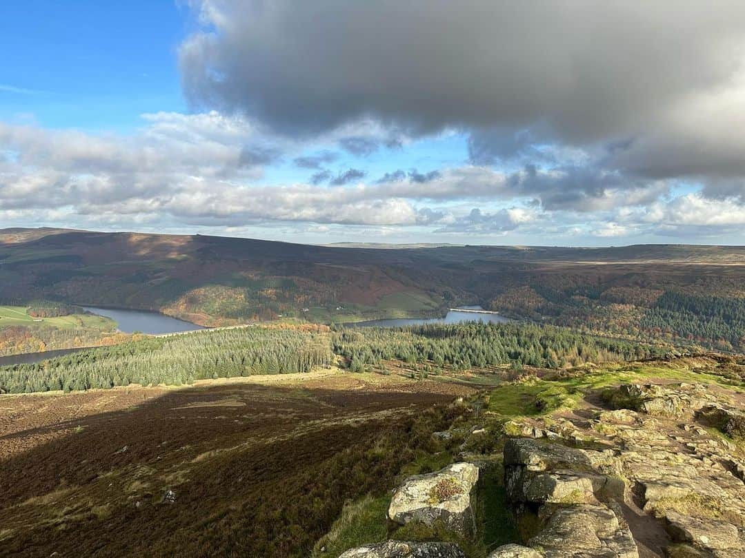 ジョーイ・バートンさんのインスタグラム写真 - (ジョーイ・バートンInstagram)「Lovely day out climbing in the Peak District today…  #kaizen」11月18日 3時36分 - joey7bartonofficial