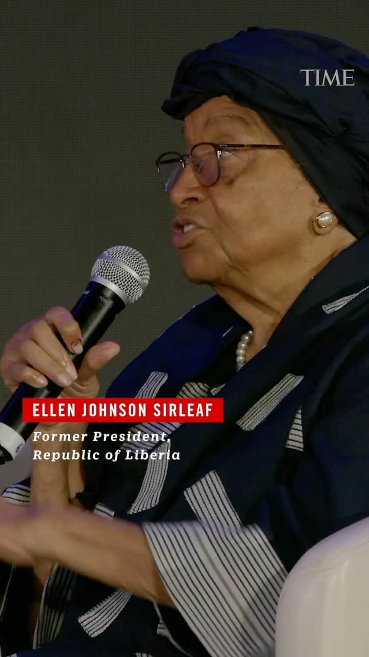 TIME Magazineのインスタグラム：「Former Liberian President Ellen Johnson Sirleaf, the first female head of state on the African continent, thinks women “absolutely” make better leaders.  “If we had more women in power, we would see faster dialogue and action,” she said during the inaugural TIME100 Africa Summit on Friday.」