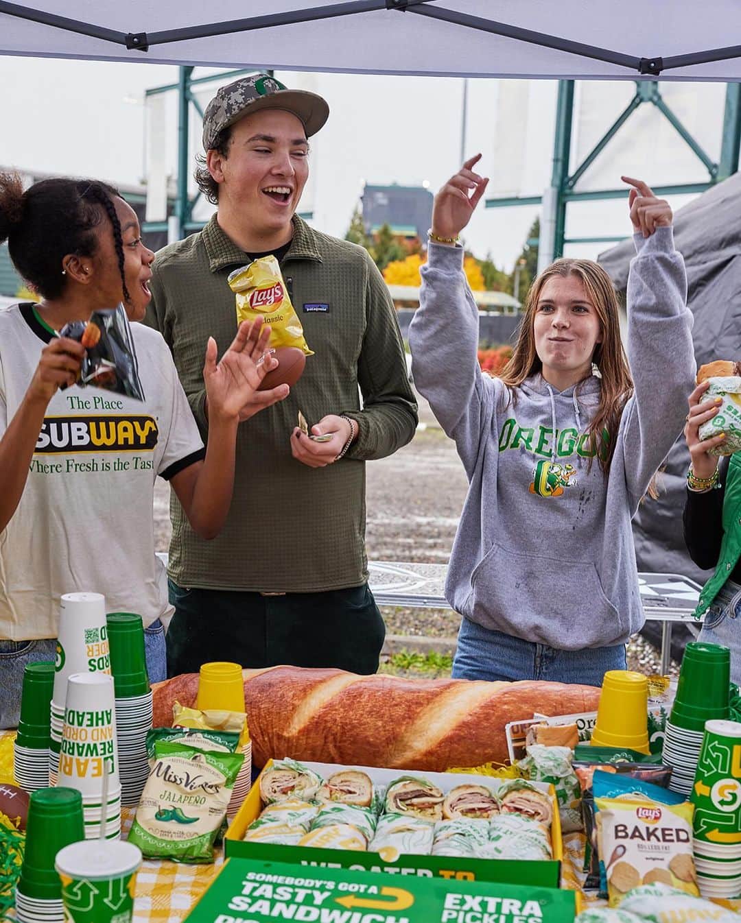 Official Subwayのインスタグラム：「a Subway catering box is the definition of being game day ready 💯   Advance notice may be required for catering orders.」