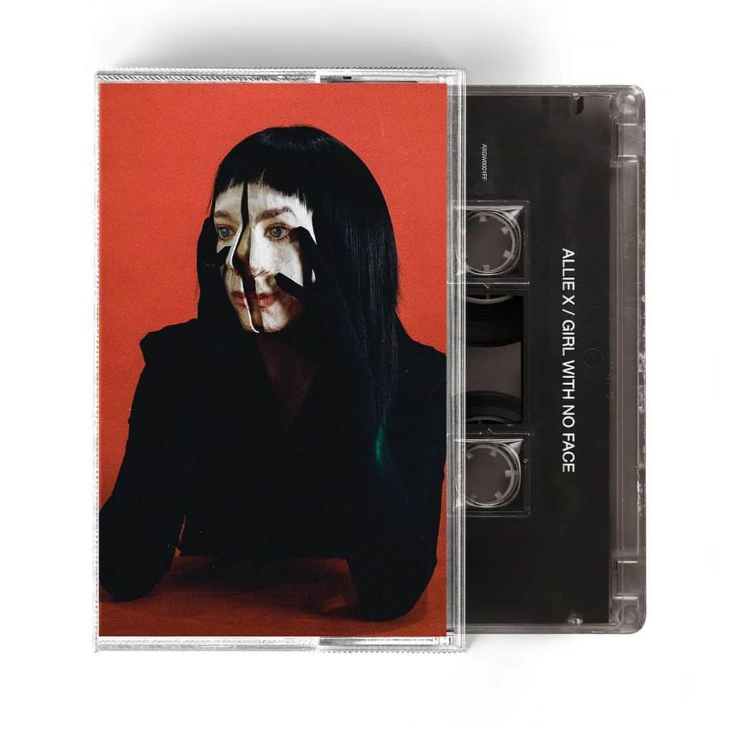 アリー・エックスさんのインスタグラム写真 - (アリー・エックスInstagram)「Have you pre ordered Girl With No Face? 👁️👁️  👄  Slide 1: Tomfoolery  Slide 2: Single Sleeve Vinyl -Ox Blood Slide 3: Digipack CD Slide 4: Cassette - Smokey Tint Slide 5: Deluxe Vinyl (Ox Blood 12”, 7” Picture Disc, Signed Poster, X Polybag, Handwritten Lyric Booklet) Slide 6: Gothic Watercolor Tee (design by @m_shatalova ) Slide 7: Signature Black Hoodie (double sided design by @denismakhlin)  Slide 8: Lyric Booklet (included in Deluxe Vinyl)  Slide 9: Girl With No Face Collage Tote (design by @m_shatalova photo by @shalvanikvashvili )  Slide 10: Sketchbook Tee (design by @lizziehirsch )   Link to store in bio.」11月18日 5時06分 - alliex