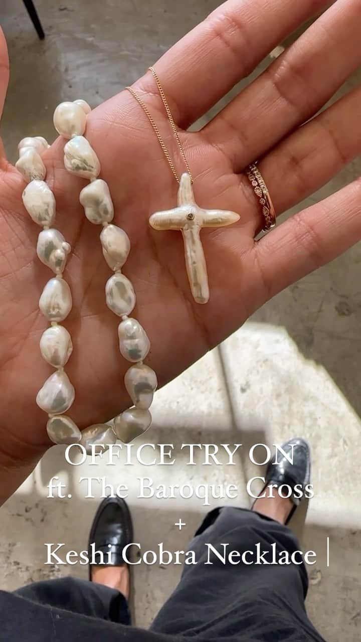 チャンルーのインスタグラム：「OFFICE TRY ON: Lanae layers the Baroque Pearl Cross and Keshi Cobra Pearl Necklace 🐍 ALSO, living in her Cami Bubble Top 🥰🖤」