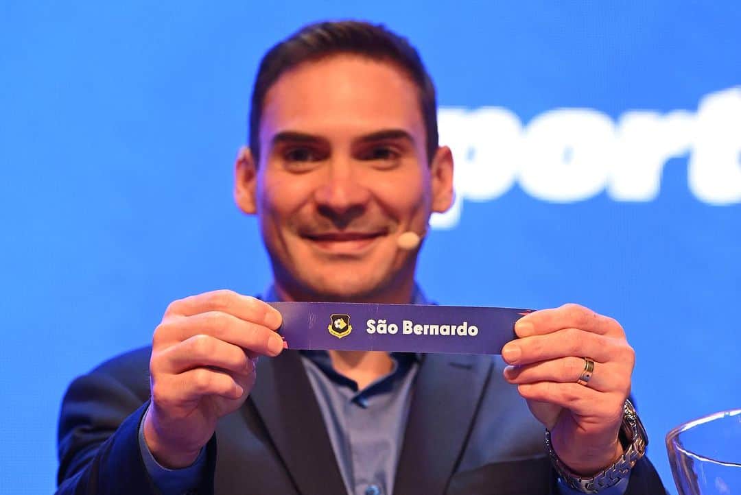 アルトゥール・ザネッティのインスタグラム：「Sorteio Paulistão 2024! Um prazer poder fazer parte desse momento!」