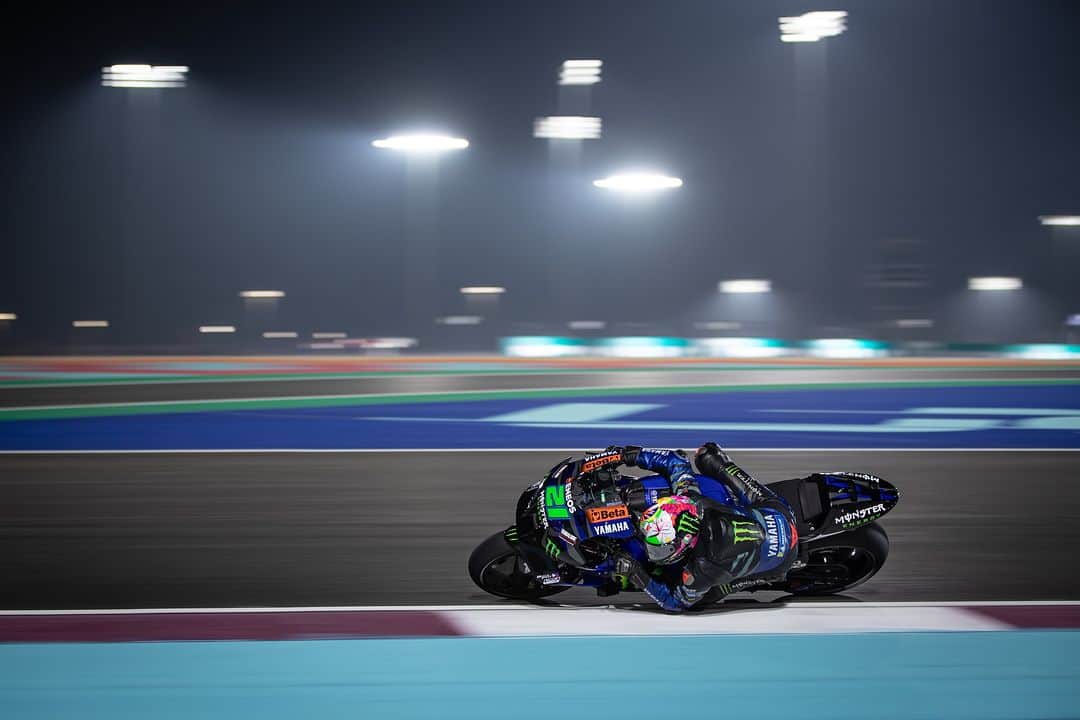 YamahaMotoGPさんのインスタグラム写真 - (YamahaMotoGPInstagram)「💬 @frankymorbido, Grand Prix of Qatar - Practice Result - 13th:  "It’s a pity because we had the speed to go through to Q2 today, but I got a yellow flag on both my hot laps, and I couldn’t enter the top 10. But, anyway, we will try again tomorrow. Today the speed was really good, and I’m happy about how we were performing. Tomorrow we’ll try to make it into Q2, do a good Sprint, and after that we will start thinking about the Race."  #MonsterYamaha | #MotoGP | #QatarGP」11月18日 5時52分 - yamahamotogp
