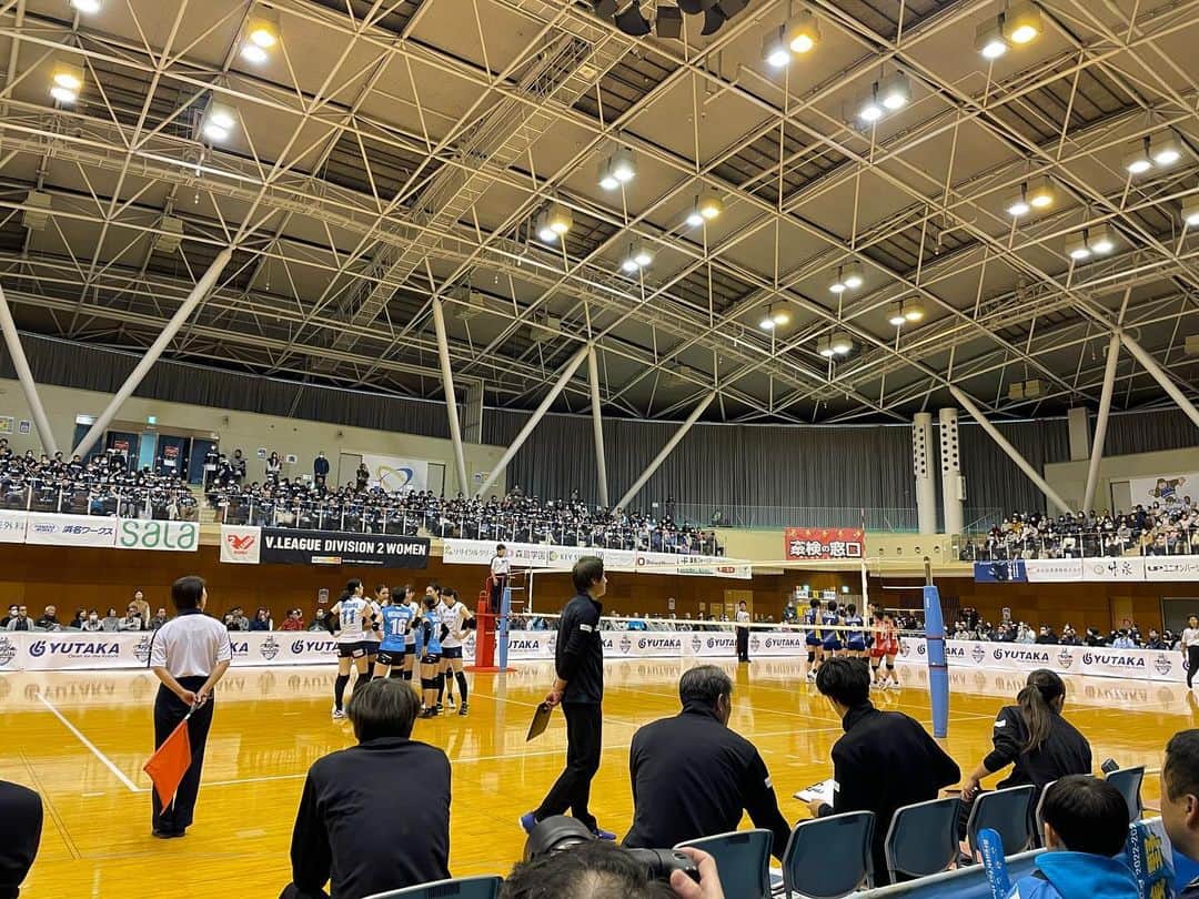 大林素子さんのインスタグラム写真 - (大林素子Instagram)「ブレス浜松 ホームゲーム初戦 ありがとうございました 応援団長の、カトショーさんありがと！明日も頼んだ」11月18日 17時35分 - m.oobayashi