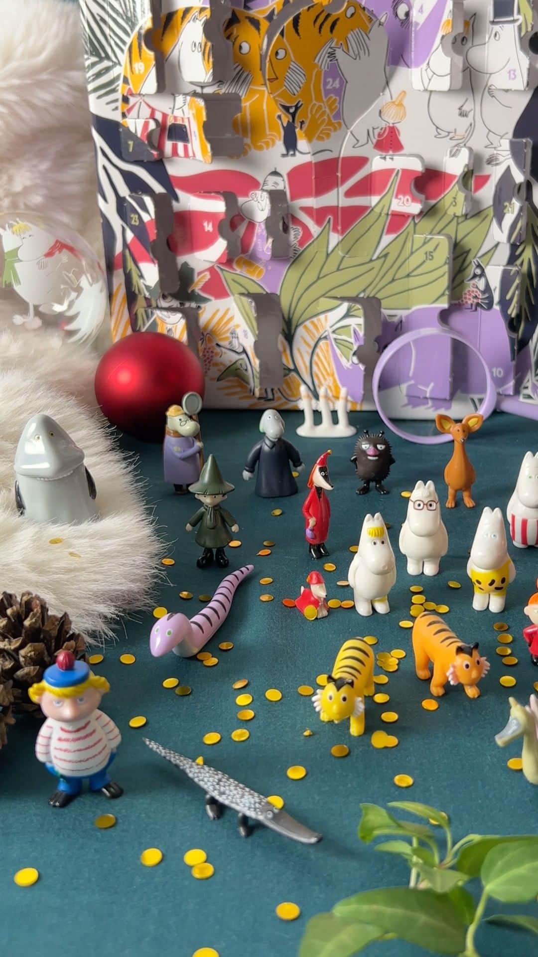 のインスタグラム：「Start the Moominous countdown! ⏰ The Moomin advent calendar is here! 🥳  Are you ready to go on a jungle-themed adventure? 🦁 🌴 Click the link in bio to get yours! ✨   #moominofficial #moomin」