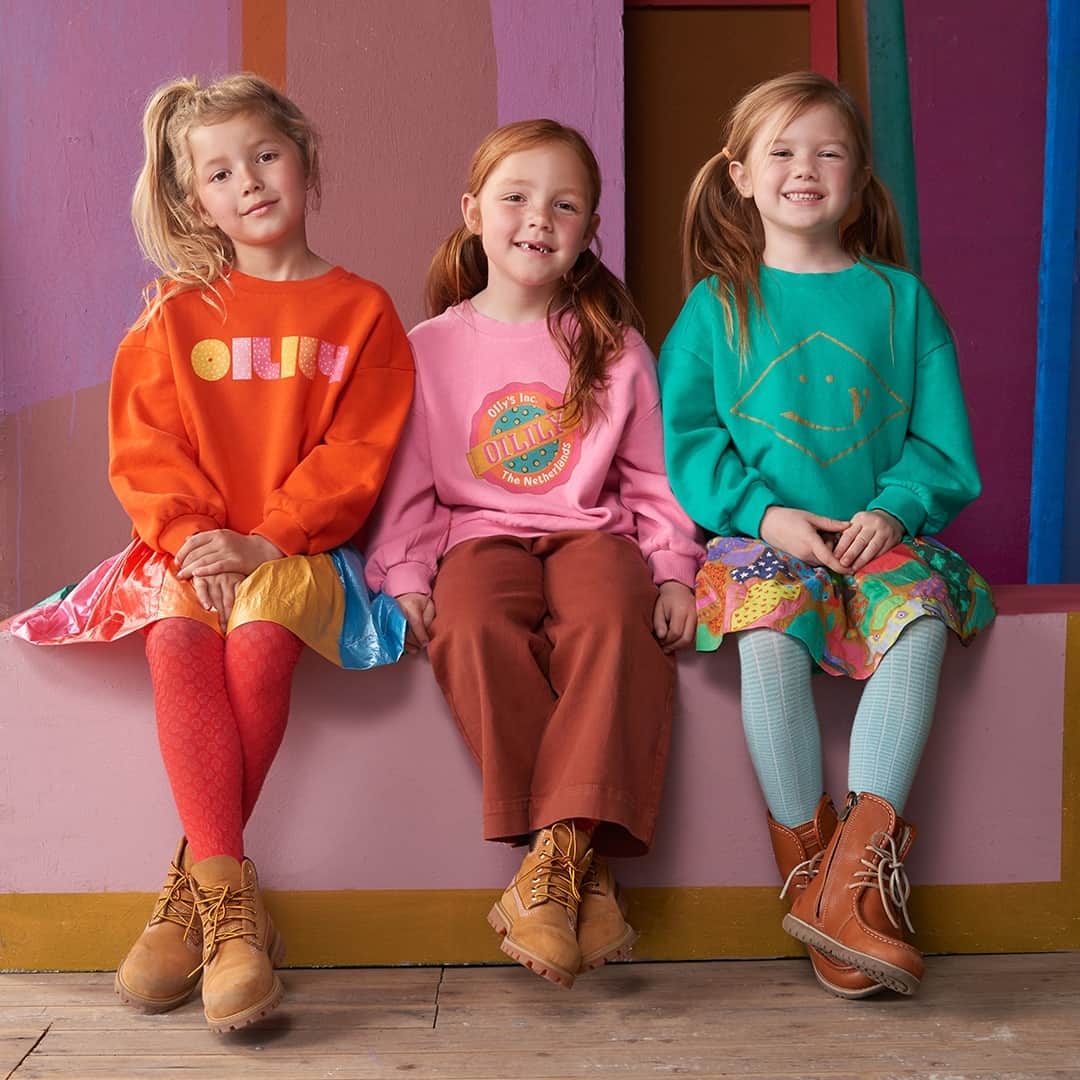 オイリリーのインスタグラム：「Our heritage sweaters are always 'spot on' keep you warm and are to cherish for many generations! 🧵🧶 ⁠ ⁠ ⁠ #oilily #oililykids #fall #newcollection #printdesign #oililyworld #oililysweater⁠」