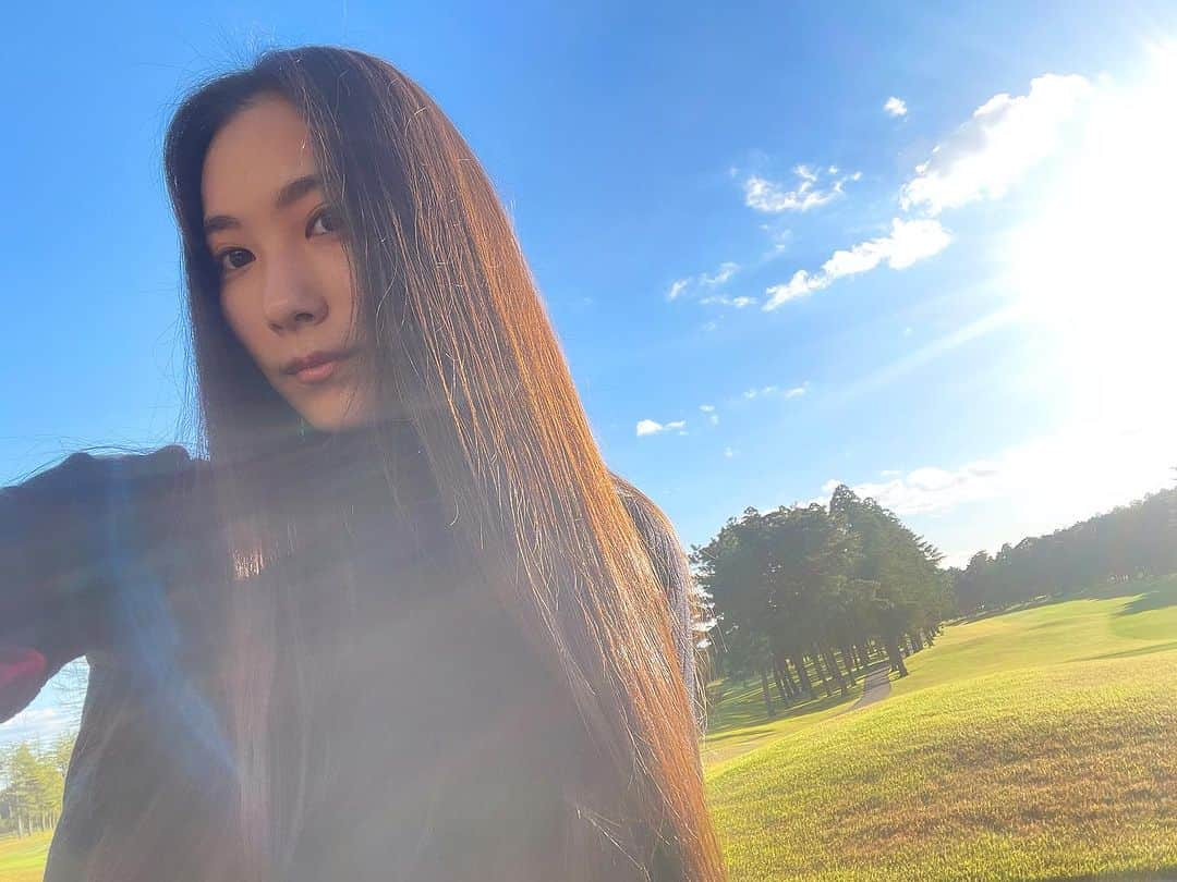 横川莉那さんのインスタグラム写真 - (横川莉那Instagram)「. 🍂☀️ .」11月18日 16時53分 - rina_yokokawa