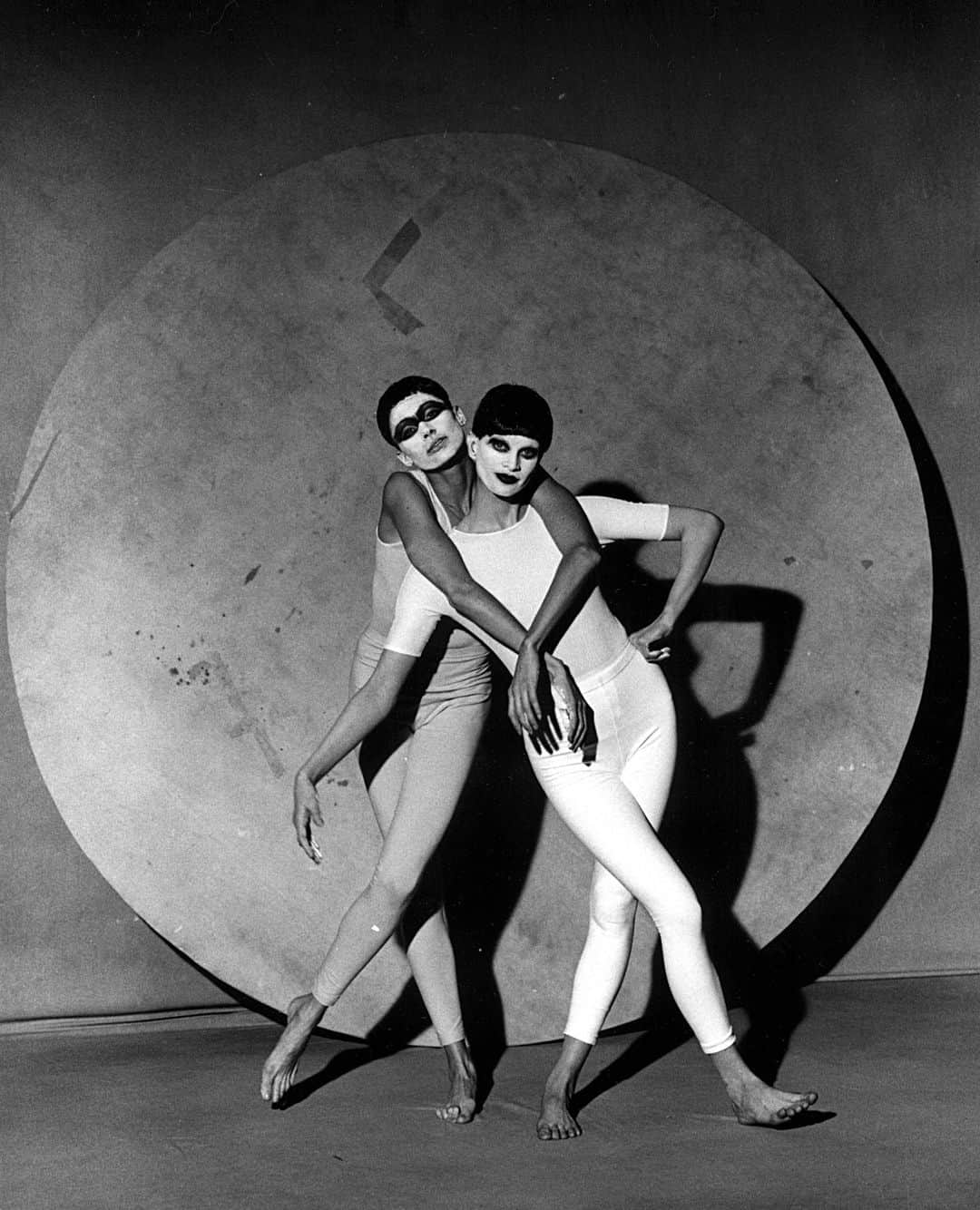 ピーター・リンドバーグのインスタグラム：「KRISTEN MCMENAMY, HOMMAGE TO DIAGHILEV, NY 1992」
