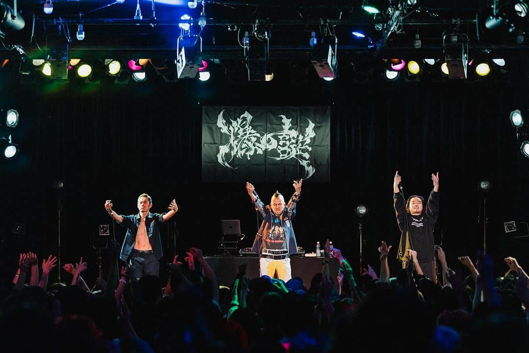 般若のインスタグラム：「続きは2024.3.10(日)Veats Shibuyaのワンマンで待ってるぜ。 Photo by @tsubasa_mkn」