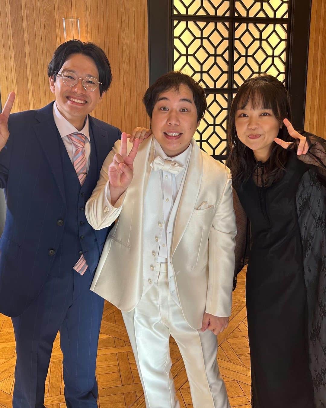 亜生さんのインスタグラム写真 - (亜生Instagram)「霜バラでせいやさんの披露宴やらせてもらいました！ 岩倉ちゃんは普通に感動して、泣いて、お腹減って、収録終わったあと残ってたご飯食べてた。僕も一緒に食べた。 ほんまに披露宴の終わりみたいやった。  #イニミニちゃんねる」11月18日 17時29分 - aseihurricane