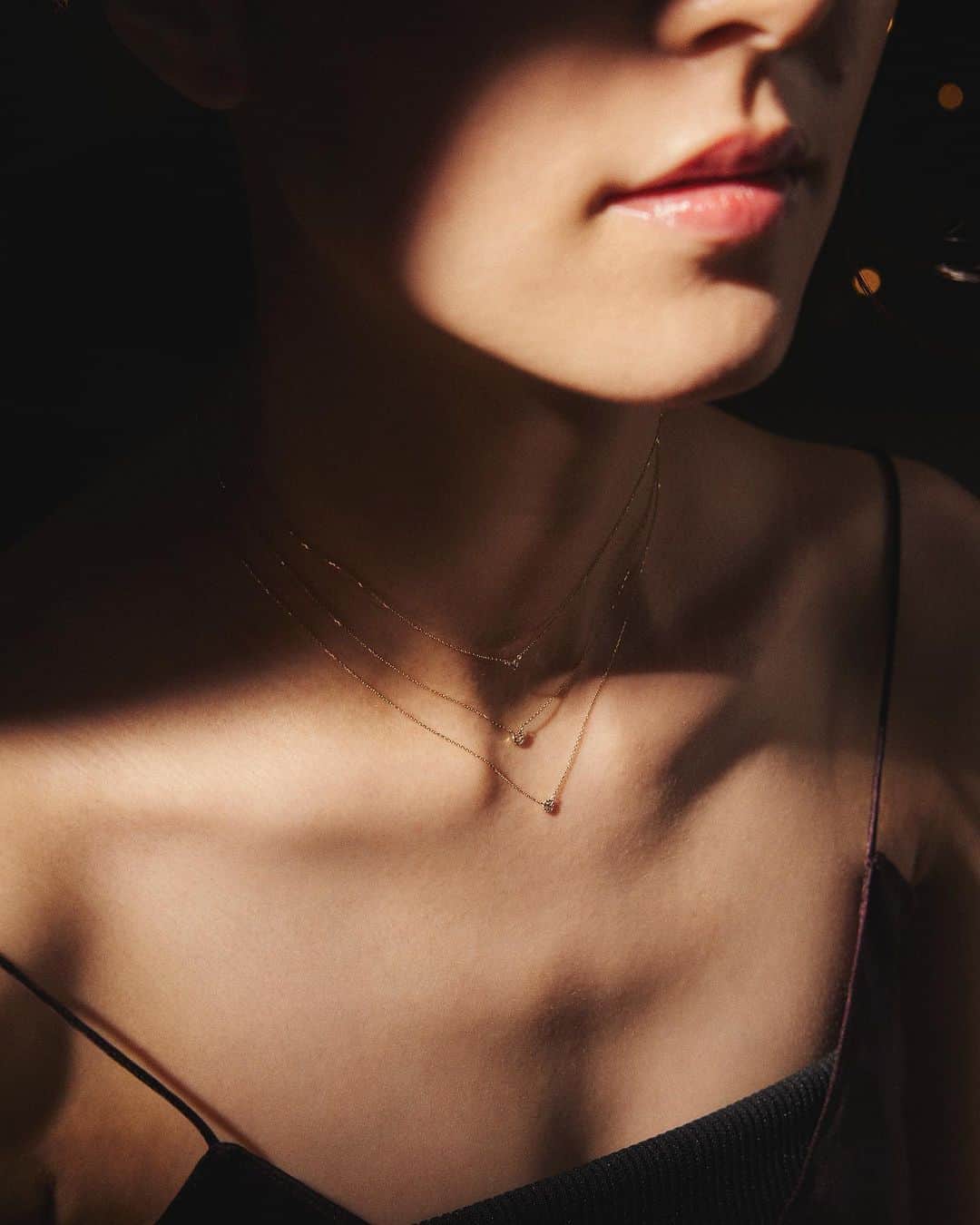のインスタグラム：「PAS TIERRA 2023 Winter Collection 『 LOVE yourself 』  PRE ORDER  K10タイニーモチーフネックレス ¥19,800  #pastierra#パティエラ#jewelry#ジュエリー #diamond #ダイヤモンド  #ring#skinjewelry#skinring#chainring #パティエラ#ジュエリー#スキンジュエリー#チェーンリング#スキンリング#k10#k18#シルバーアクセサリー#シルバー925#アクセサリーコーデ  #チェーンリング#ハートリング #リングコーデ  #デイリージュエリー#ご褒美ジュエリー  #ジュエリー好きな人と繋がりたい  #アクセサリー女子」