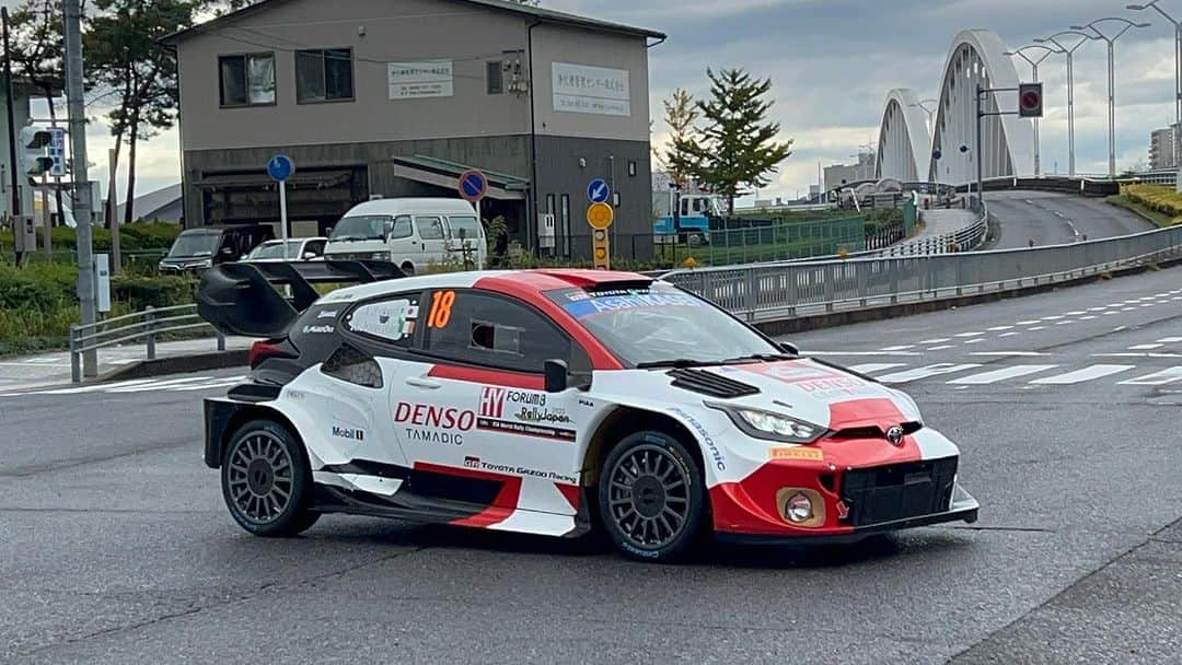 竹岡圭さんのインスタグラム写真 - (竹岡圭Instagram)「WRC2023ラリージャパンのマシンシリーズ⭐️こちらはトヨタ勢のみなさま💞ふぁいとー👍 #WRC2023ラリージャパン #WRC #ラリージャパン #豊田スタジアム #GR #ヤリス」11月18日 8時56分 - kei_takeoka