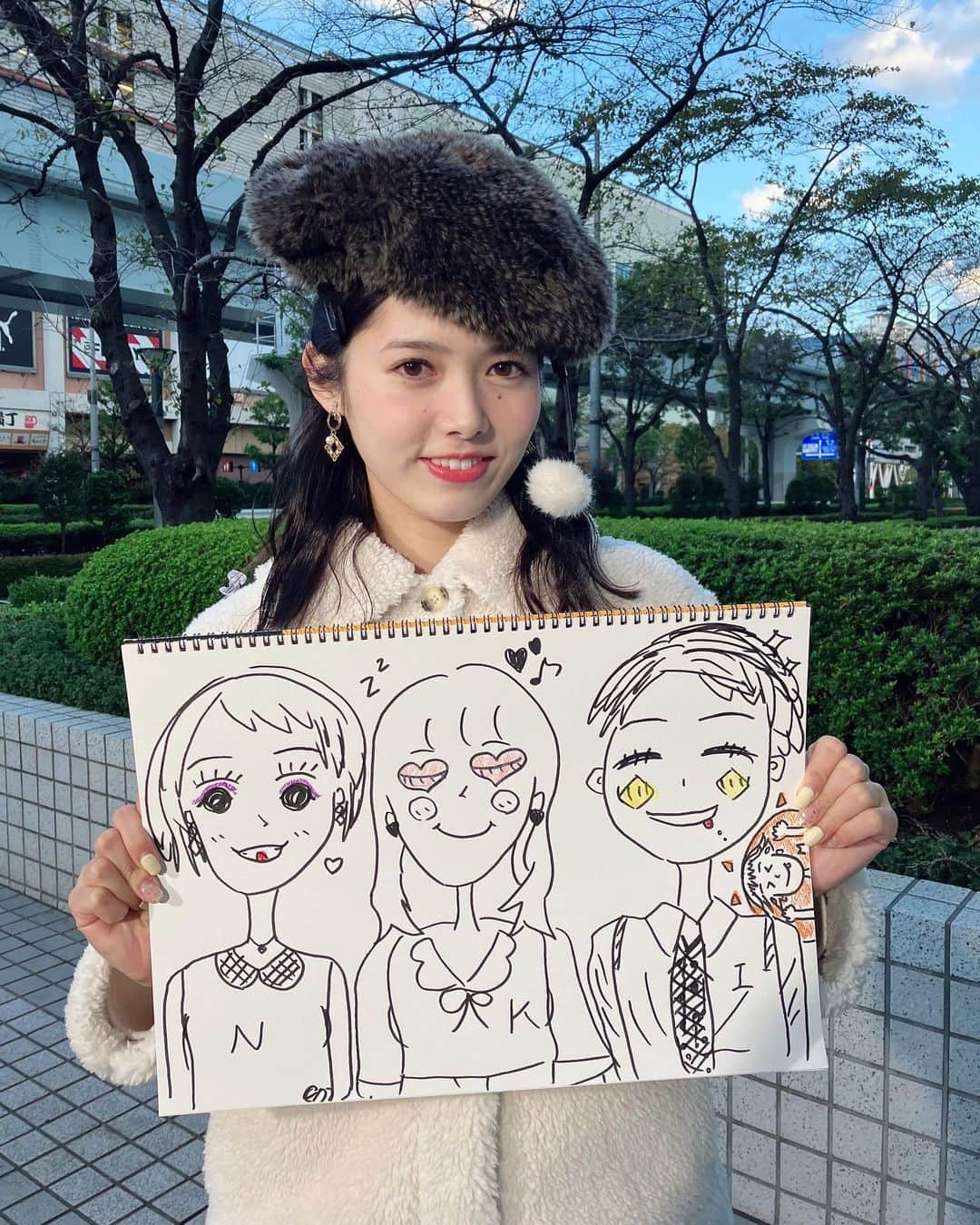 谷尻萌のインスタグラム：「おはようさん☺️ 体調はどうですか？💕  今朝のお台場も寒いわ〜🥶 今日も全国的に暴風が吹き荒れ 西日本の山間部などでは雪の降る可能性があるで☃️ 関東では東京など各地に 強風注意報が出ているよ！ 気をつけて過ごしてな^ ^  めざど食堂のヒント出しでは 西山さん生田さんかやこさんの 似顔絵を描いたよ〜✏️🎨♥️ 似てます〜？😋  ほな楽しい土曜日になりますように🍀  この後13:00からのABCラジオ📻 土曜日やんなぁ？も是非聴いてな〜✨  #めざましどようび #お天気キャスター #めざど食堂 #ヒント出し #朝顔 #画伯萌　😋 #もこもこコーデ #白いコーデ」