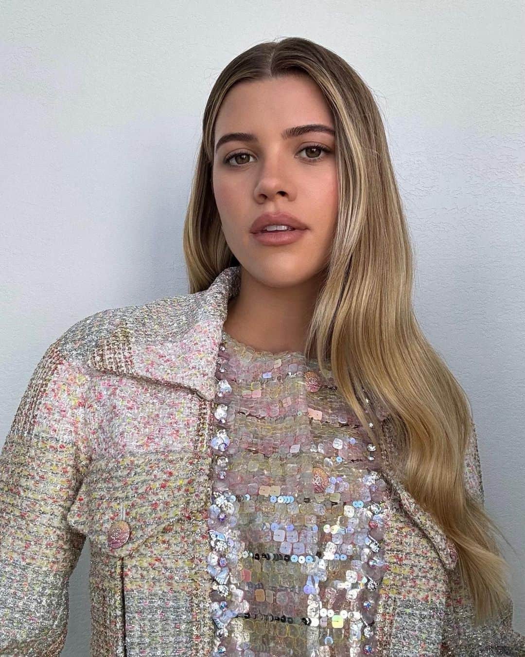 ソフィア・リッチーのインスタグラム：「@chanelofficial panel 🎀」