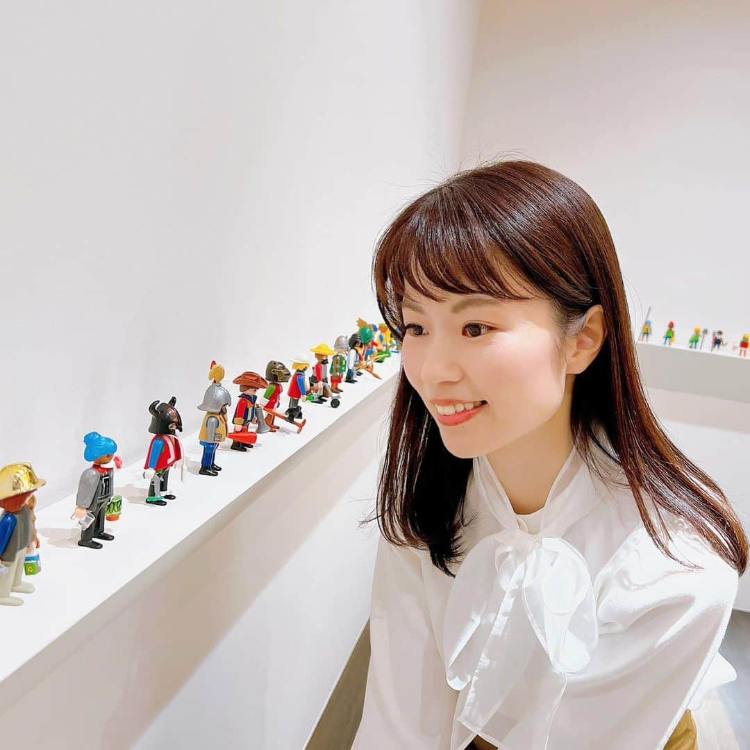 唐川美音のインスタグラム：「.  Ryan Gander　I’M JUST RESTING MY EYES ライアン・ガンダー　 アイムジャストレスティングマイアイズ （ちょっと目を休ませてるだけなんだ）  会期：2023年7月15日（土）〜11月26日（日）　 会場：福岡醤油ギャラリー（岡山市北区弓之町17-35）  会期もあと少しとなりました。 25年先までのどこかの日付が出てくる発券機の作品や、目玉が動くライアンの名作が多数見られます。 ぜひお楽しみください。  #ryangander #ちょっと目を休ませてるだけなんだ #福岡醤油ギャラリー」