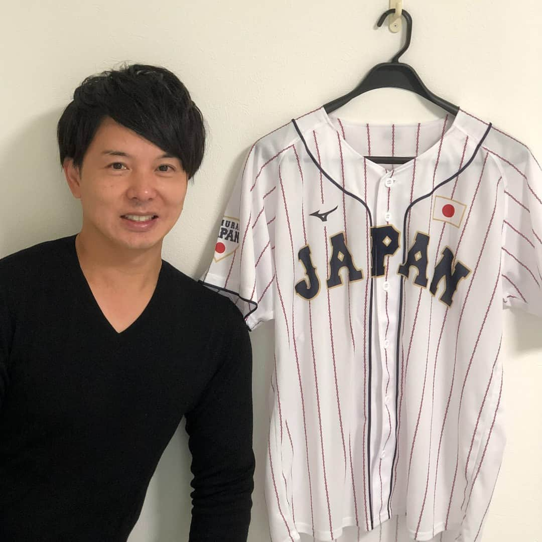 テレビ朝日アナウンサー公式さんのインスタグラム写真 - (テレビ朝日アナウンサー公式Instagram)「正午から！アジアプロ野球チャンピオンシップ #日本 VS #オーストラリア　実況は #清水アナ！　  「あのWBCから8ヶ月。そろそろ侍ジャパンの試合が観たい！そんなあなたにお届けします。また侍ジャパンの試合を実況できる幸せを感じながら。」#清水俊輔  #侍ジャパン」11月18日 10時00分 - tvasahi_announcers