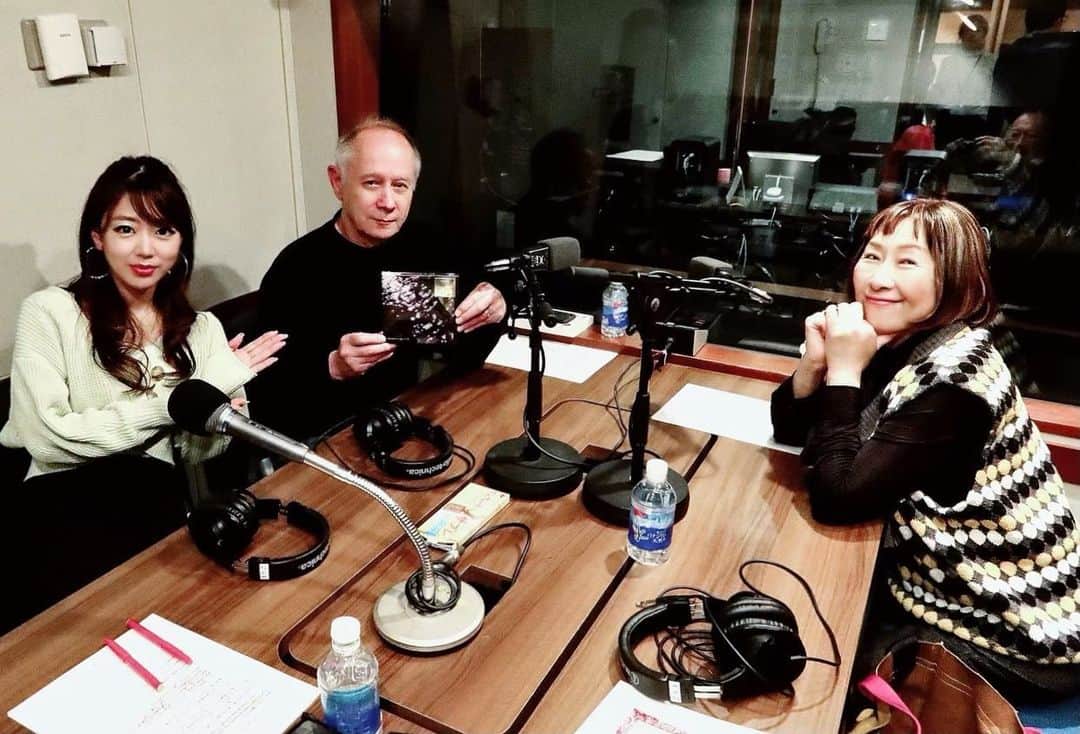 柴田幸子のインスタグラム：「🎙🫧  🦋Every Fri. 18:30〜OA 　　　　　The Lifestyle MUSEUM  今週のゲストは矢野顕子さんでした♡  聴き逃した〜！！という方は ぜひradikoでTFしてくださいね📻✨ ・ ・」