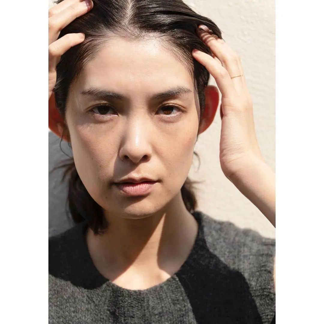 アースモデルスのインスタグラム：「#芦澤智香子   アースモデルス 芦澤智香子  ·  秋の気持ちのいい日に 歩きながら いつもより少し いろんな話をしながら 心地よく ありのままを撮ってもらいました。  @kumacaux ありがとう🤍出会いとタイミングに感謝。 Reposted from chikako2011  #モデル #イアラ #イアラモデルエージェンシー #イアラモデルス #イアラグレース #アースモデルス #アネラ #モデルエージェンシー #モデル事務所 #モデル募集 #ファッション #ファッションモデル #model #iaramodelagency #青山 #表参道 #外苑前」